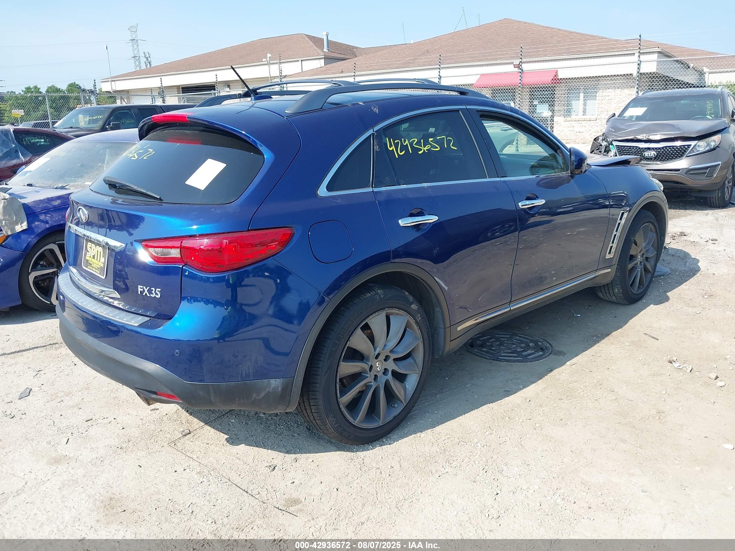 INFINITI FX35 image 4
