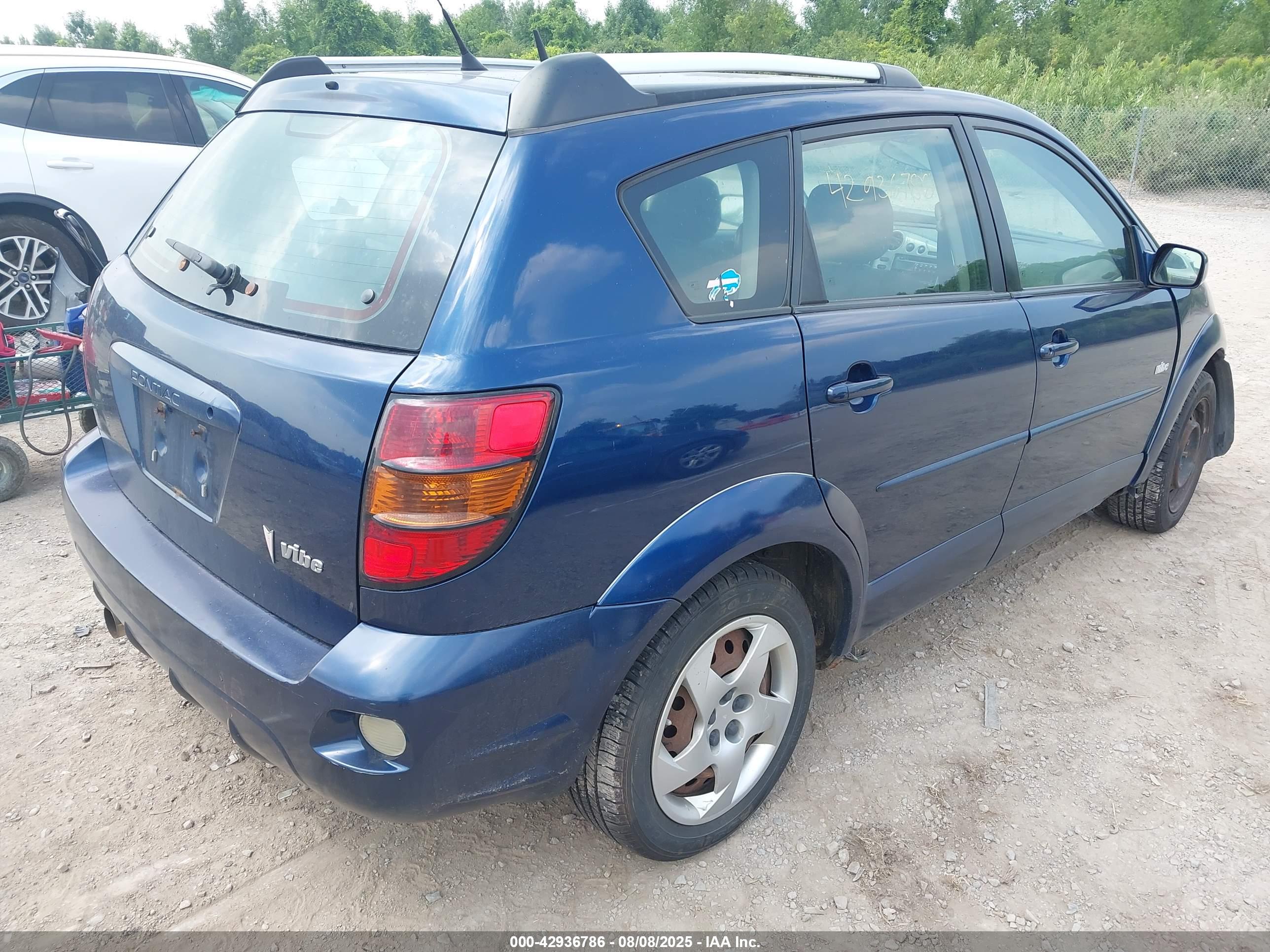 PONTIAC VIBE image 4