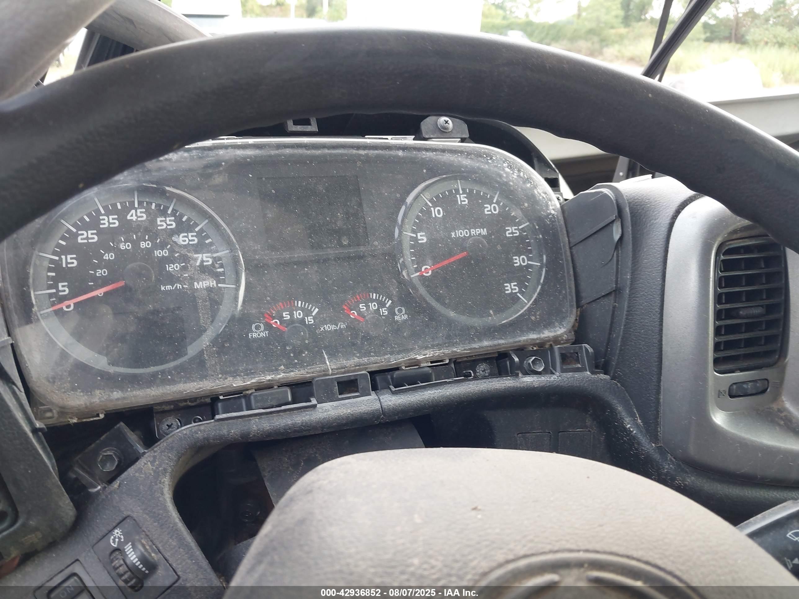 HINO 258/268 image 6