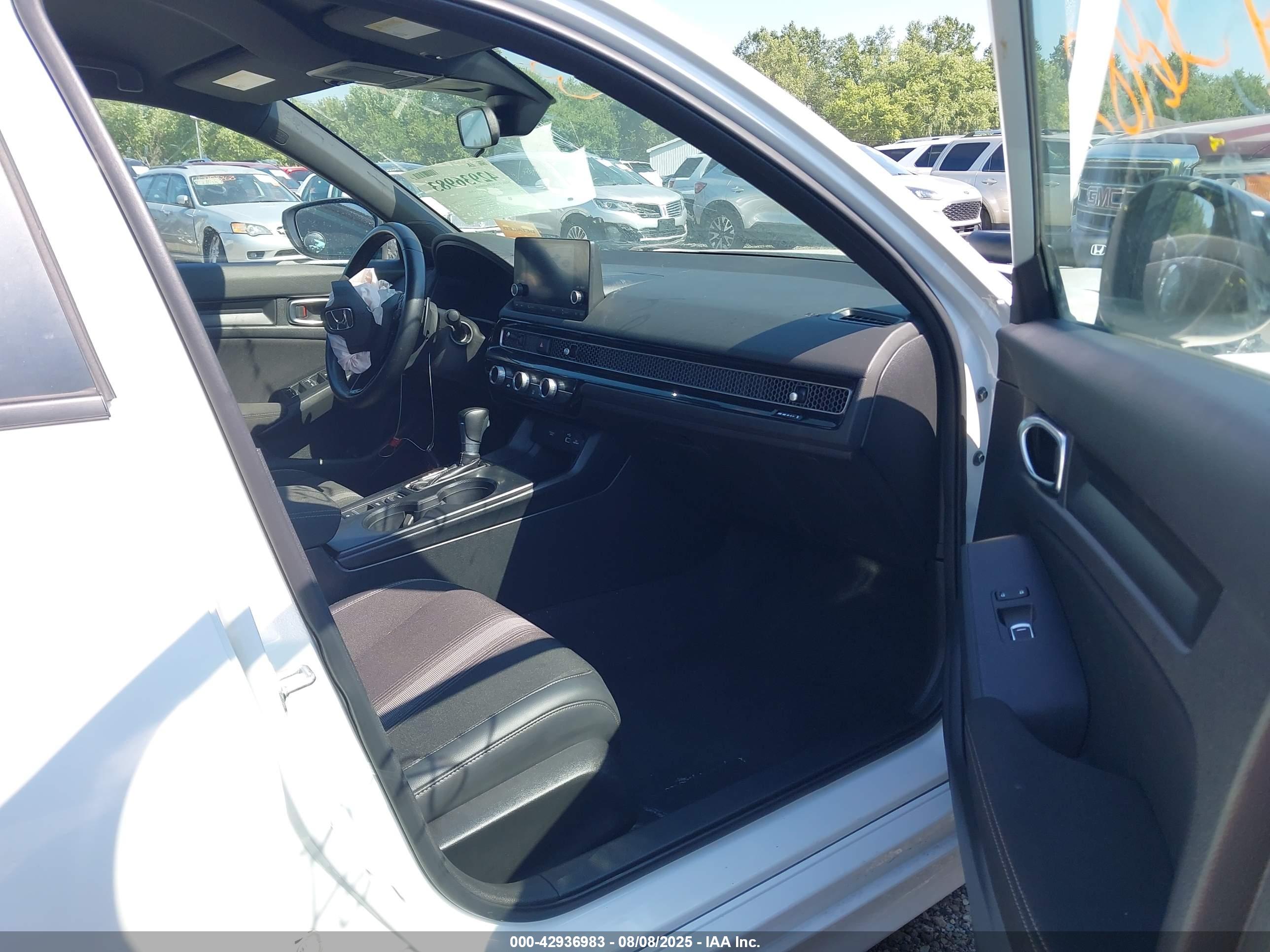 HONDA CIVIC image 5