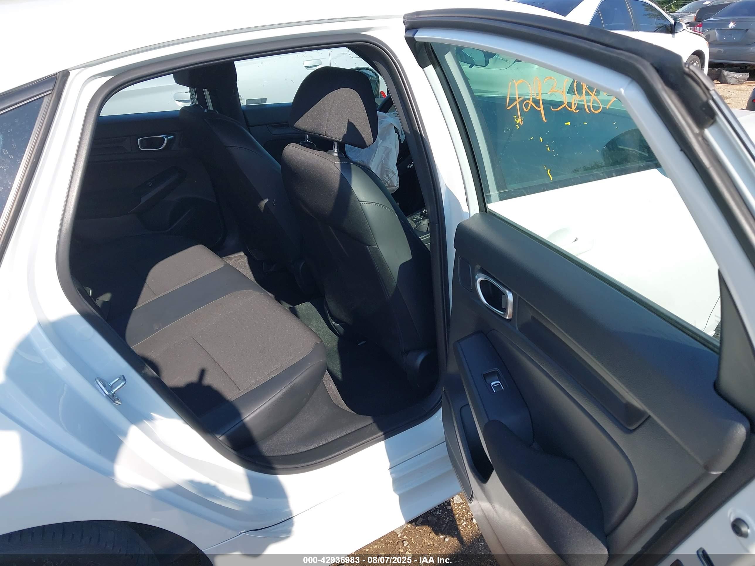 HONDA CIVIC image 8