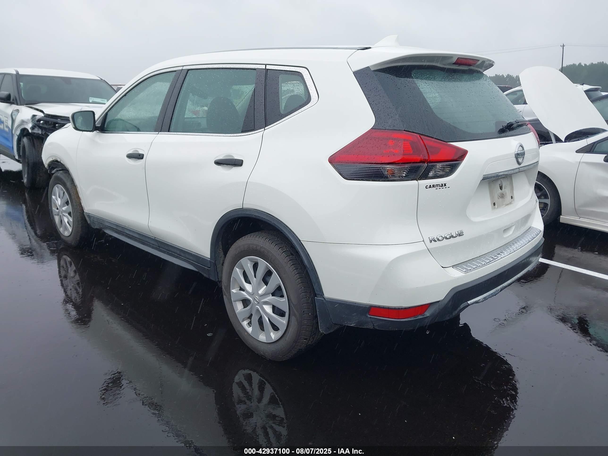 NISSAN ROGUE image 3