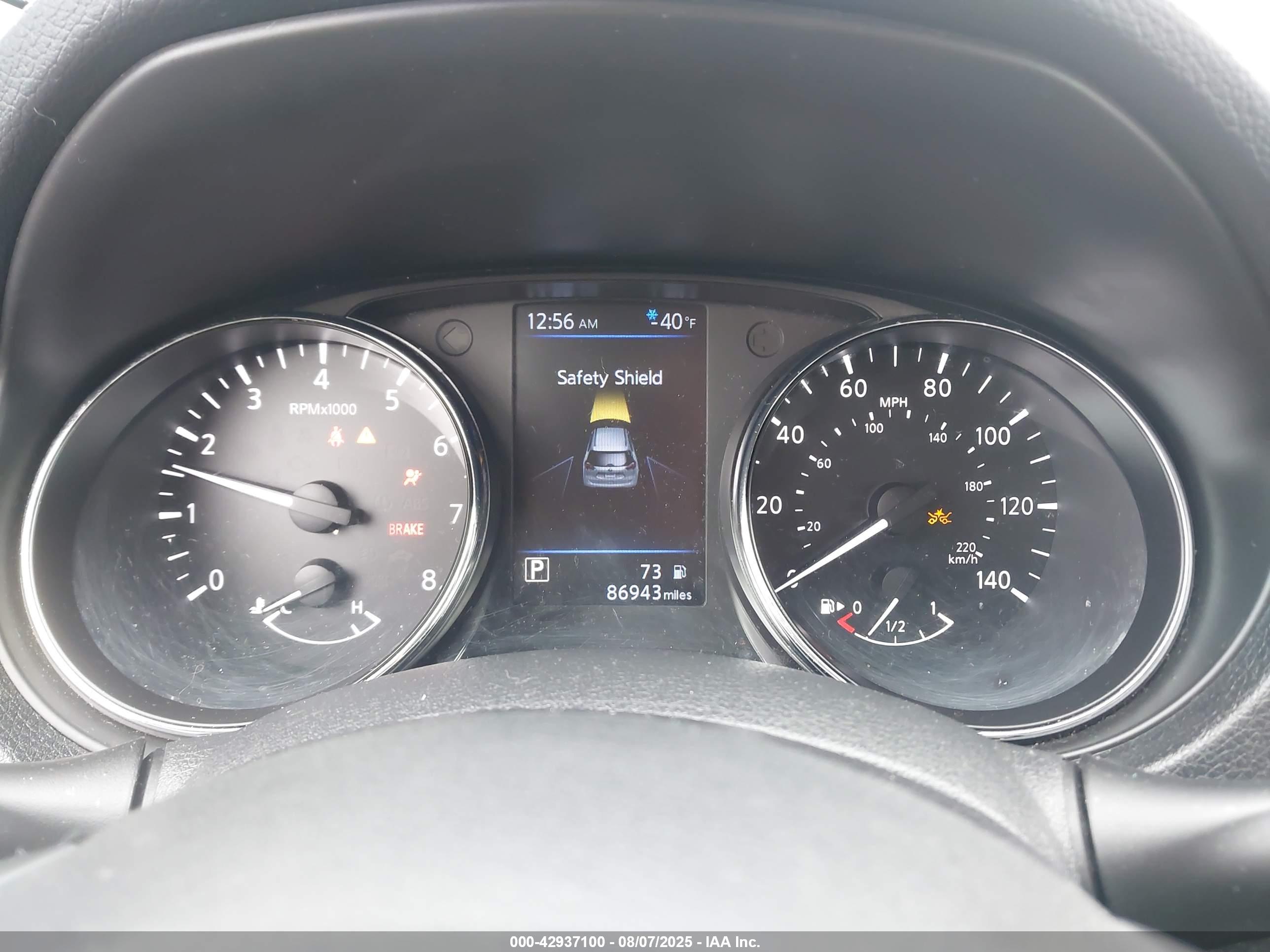 NISSAN ROGUE image 7