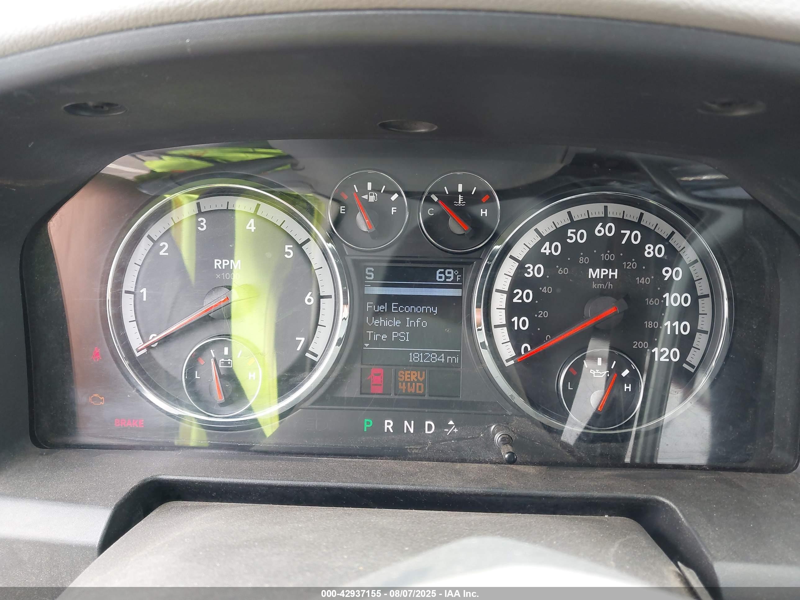 DODGE RAM image 7