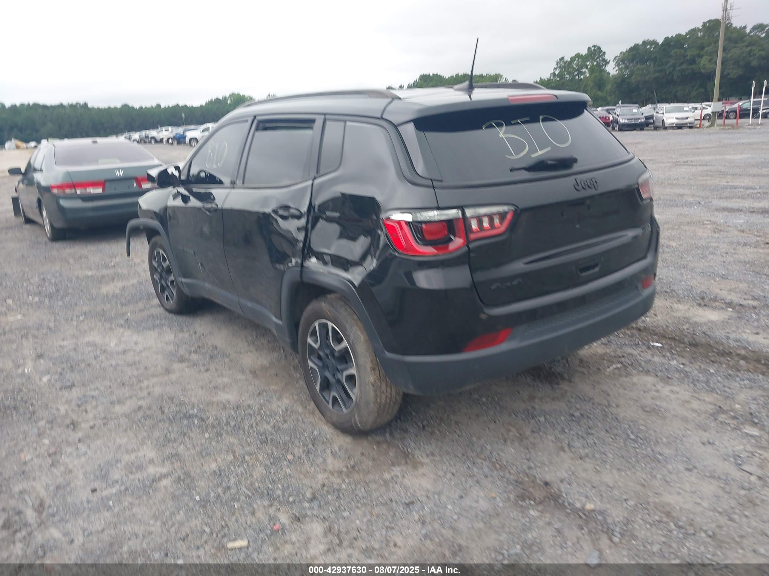 JEEP COMPASS image 3