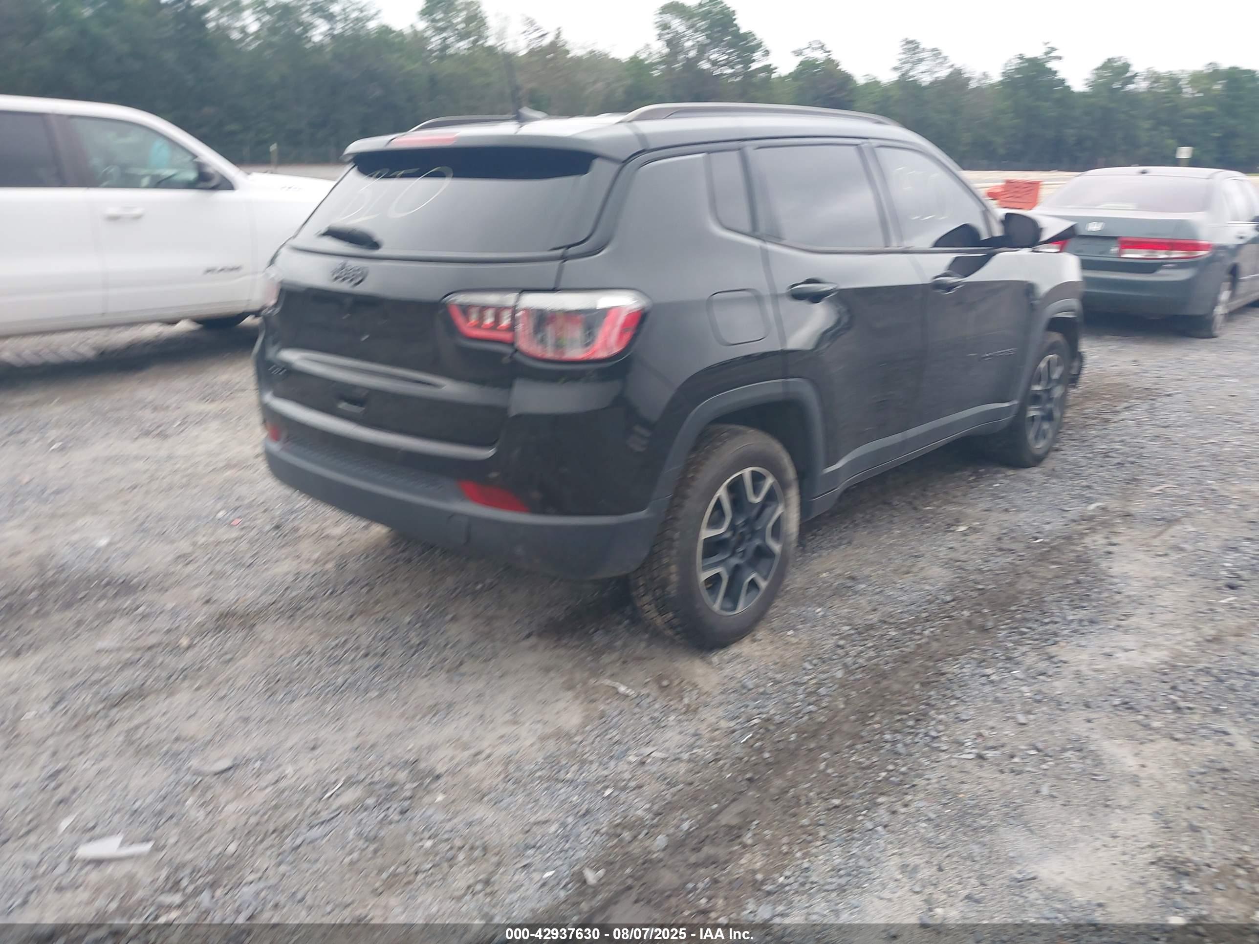 JEEP COMPASS image 4