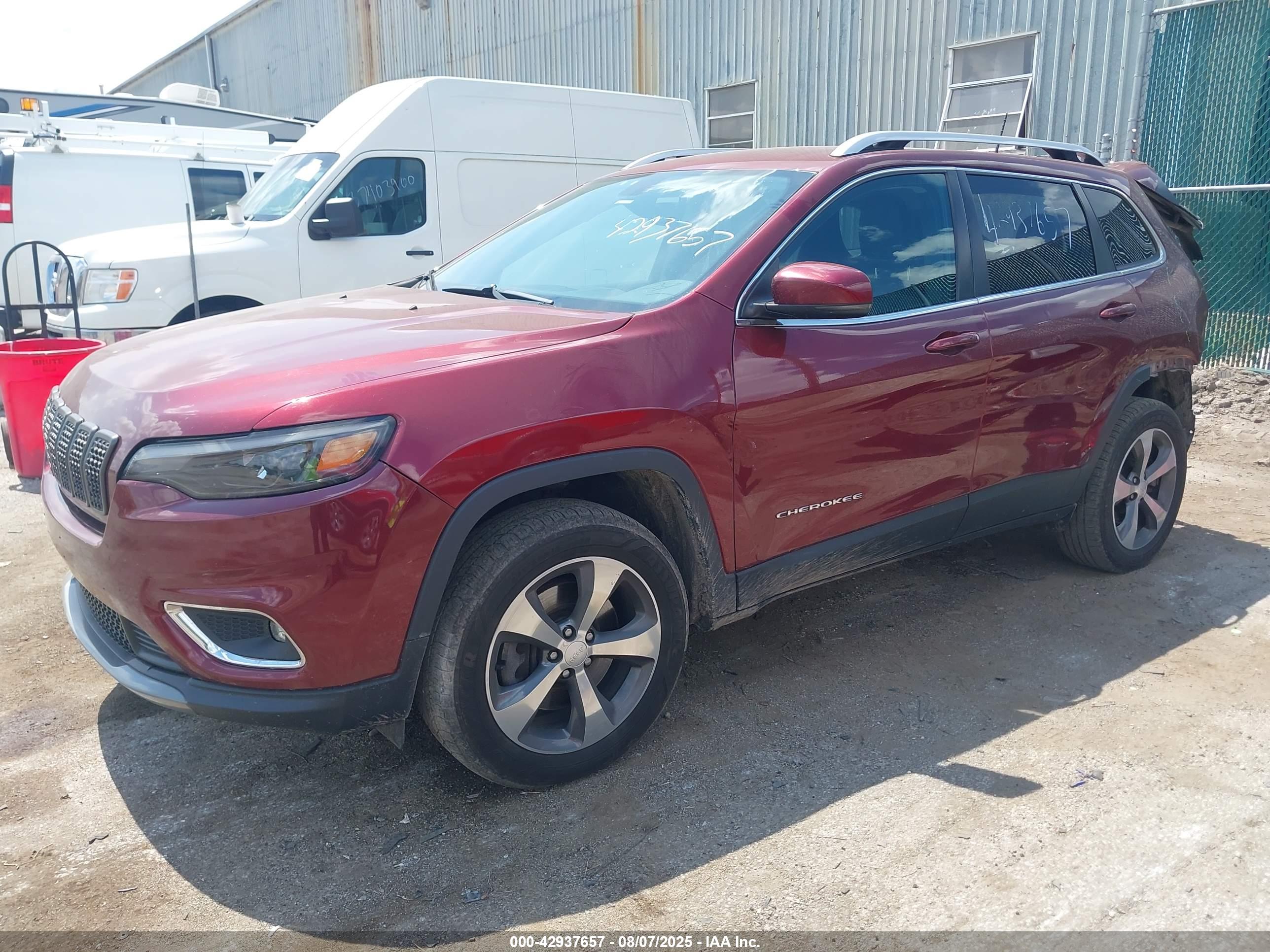 JEEP CHEROKEE image 2