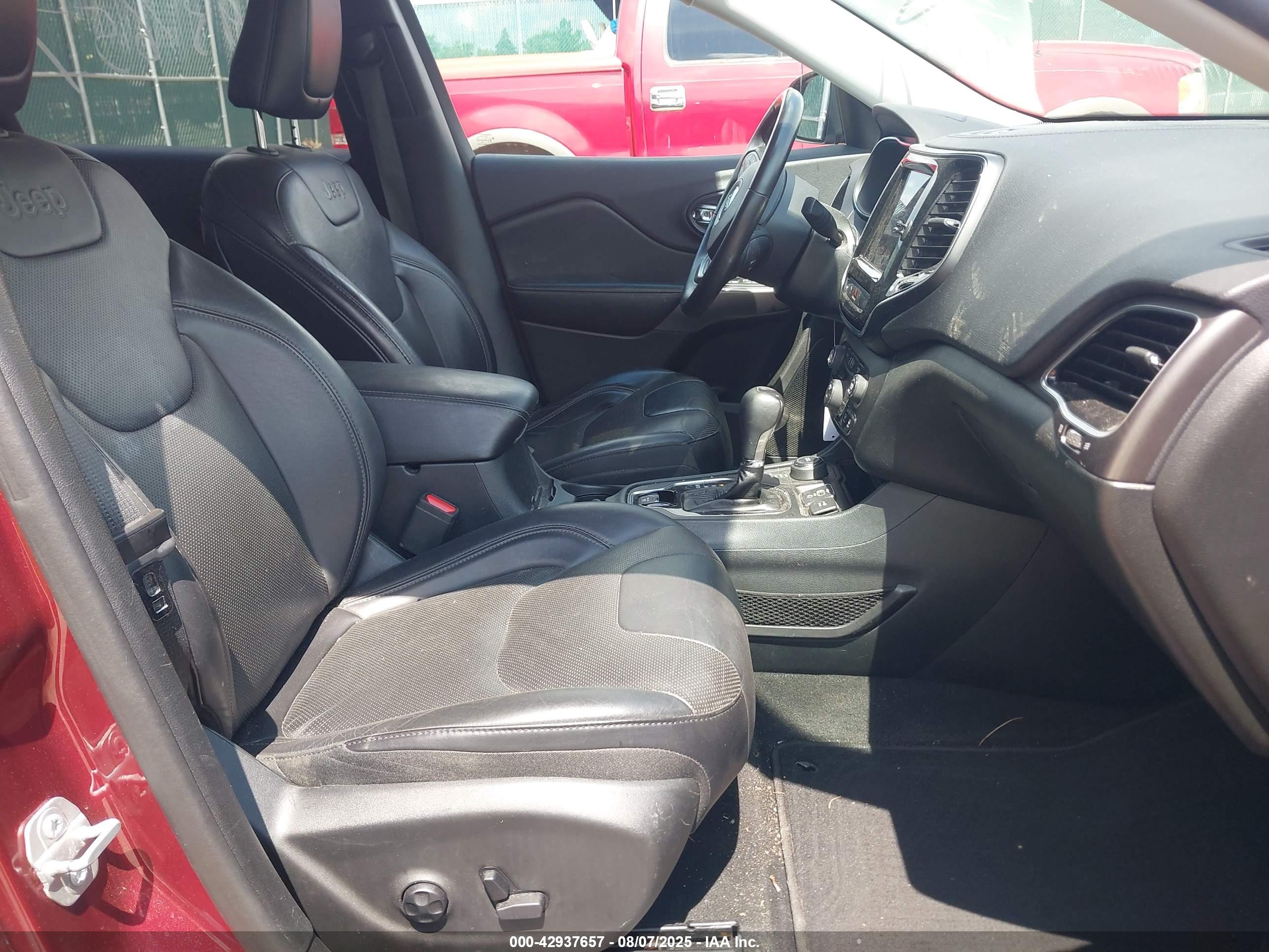 JEEP CHEROKEE image 5