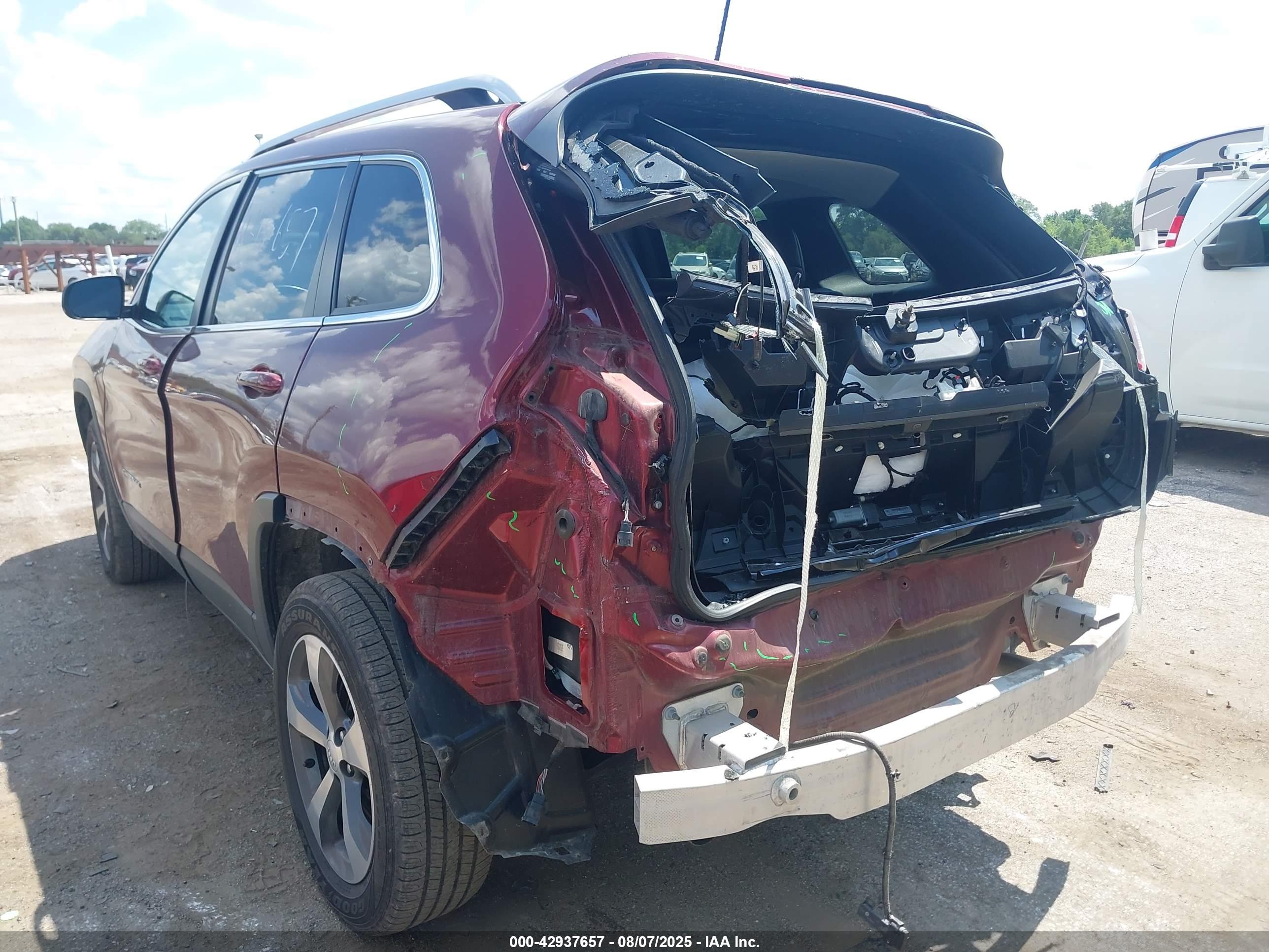 JEEP CHEROKEE image 6
