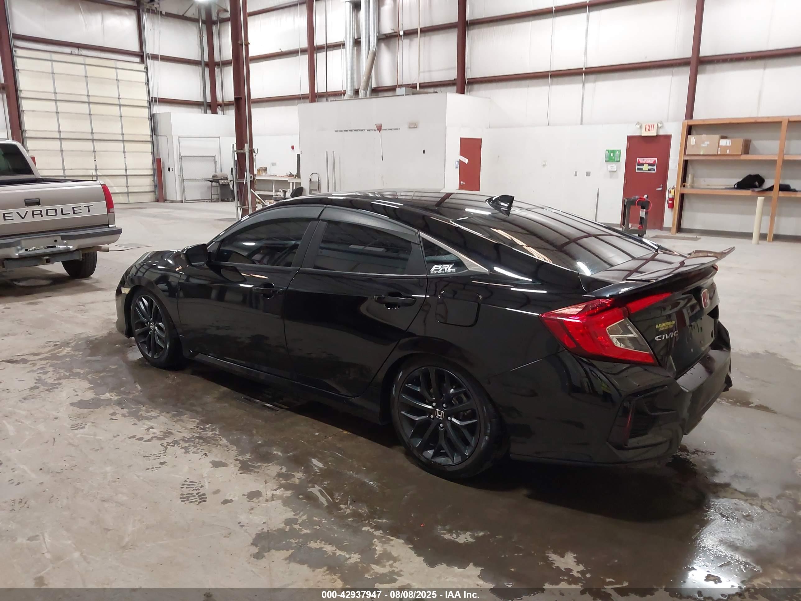 HONDA CIVIC image 3