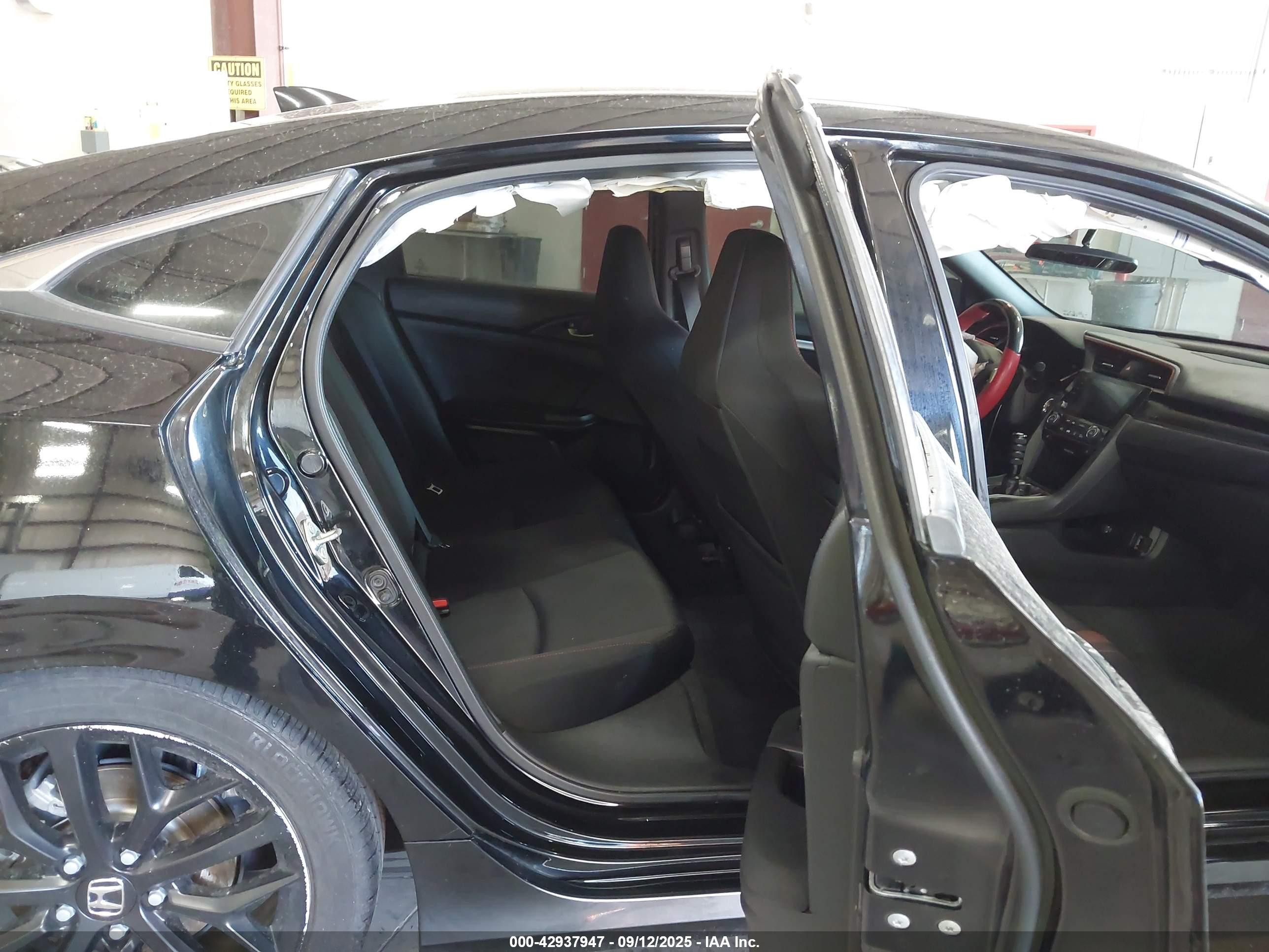 HONDA CIVIC image 8
