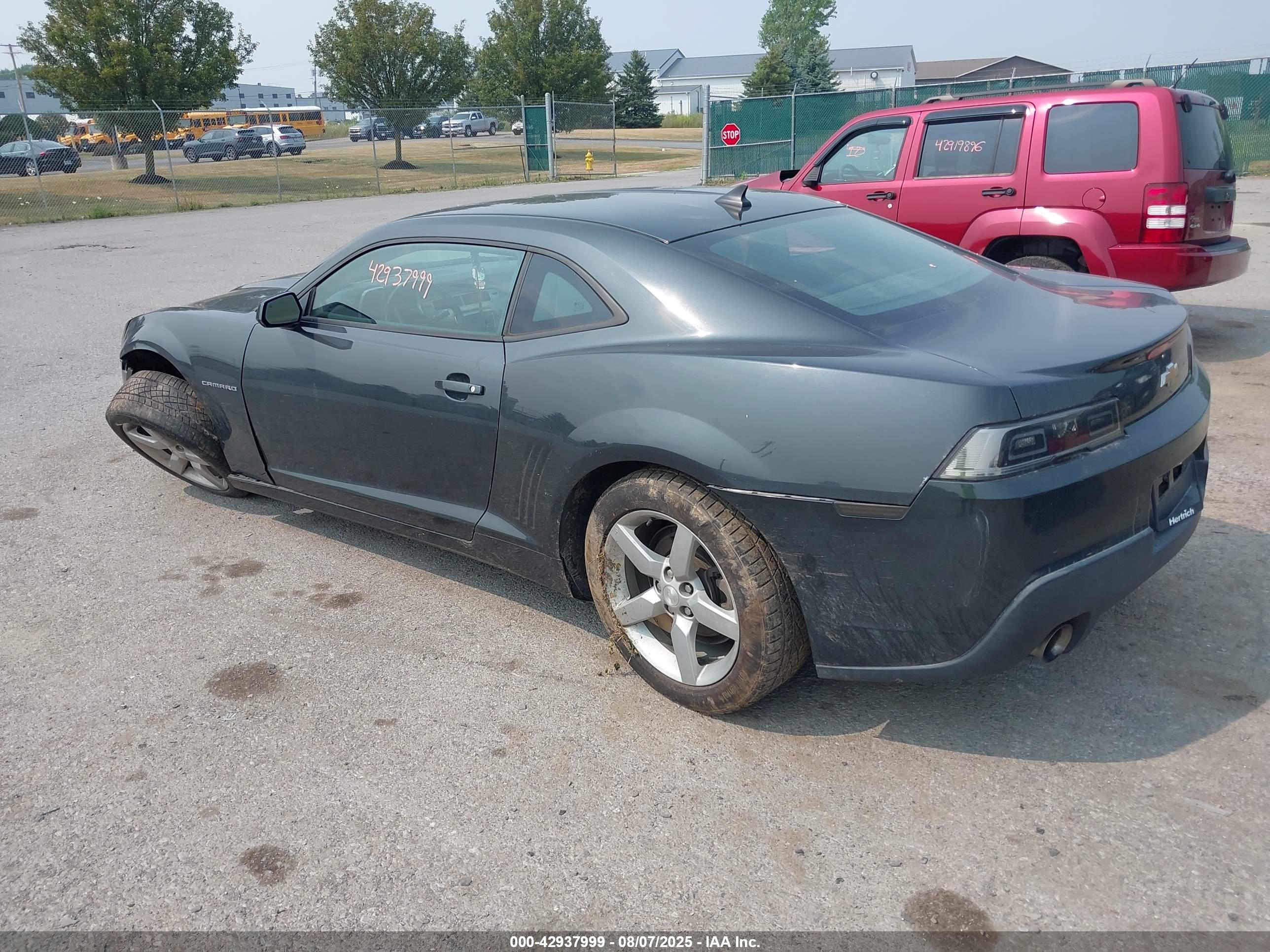 CHEVROLET CAMARO image 3