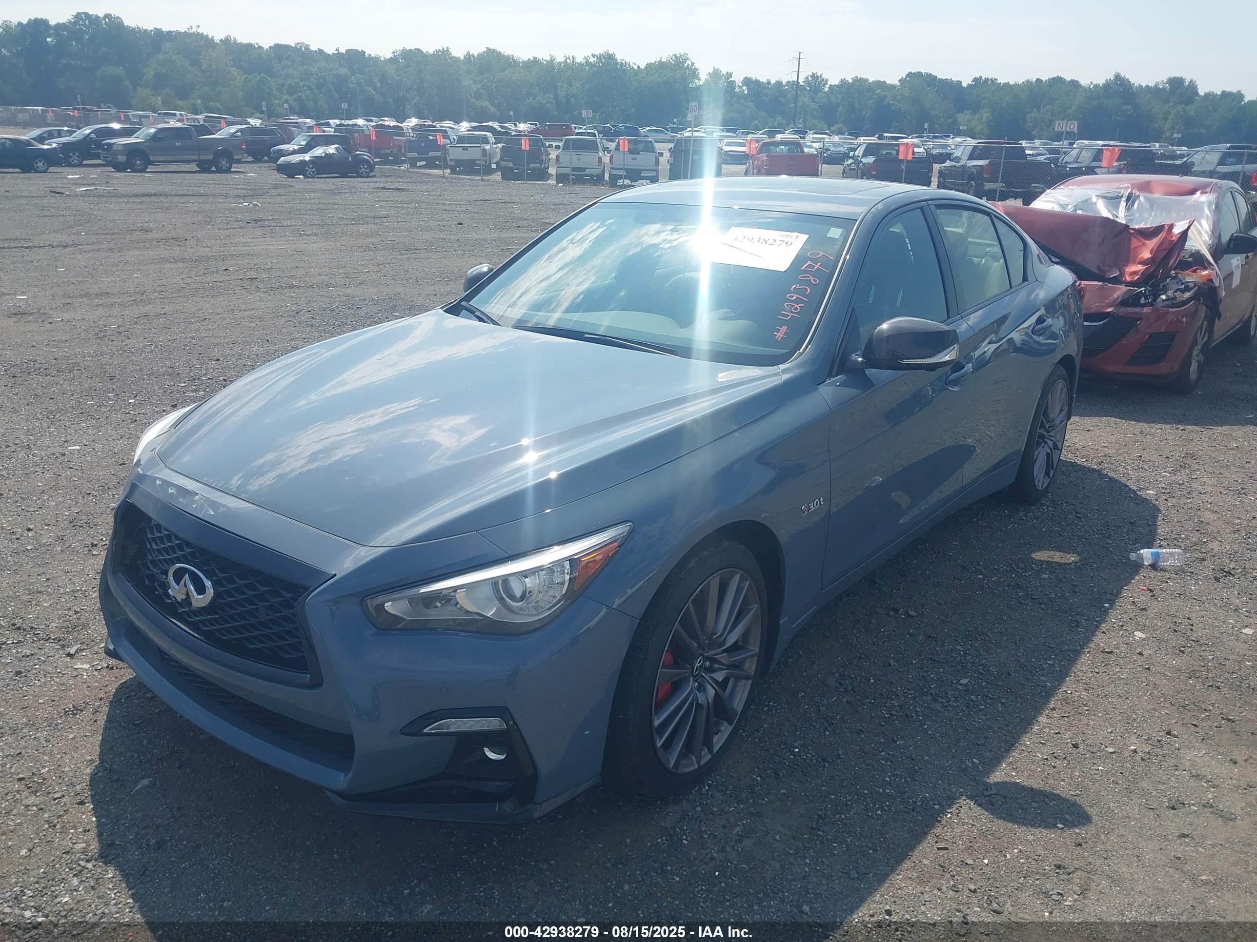 INFINITI Q50 image 2