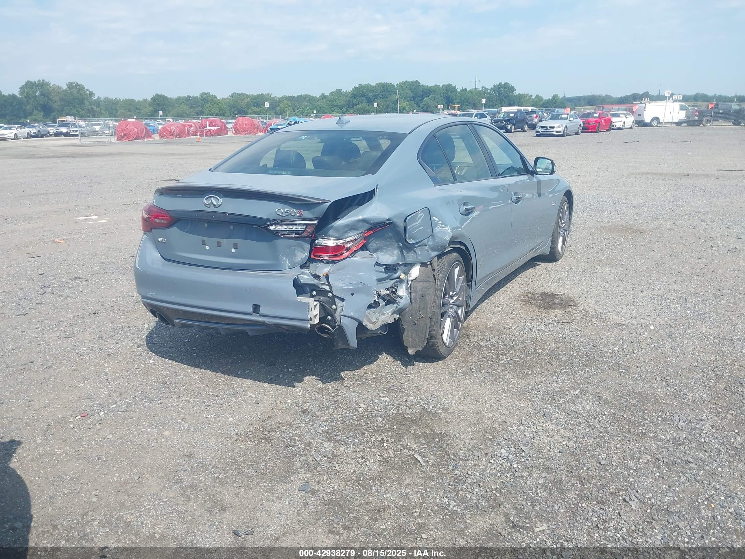 INFINITI Q50 image 4