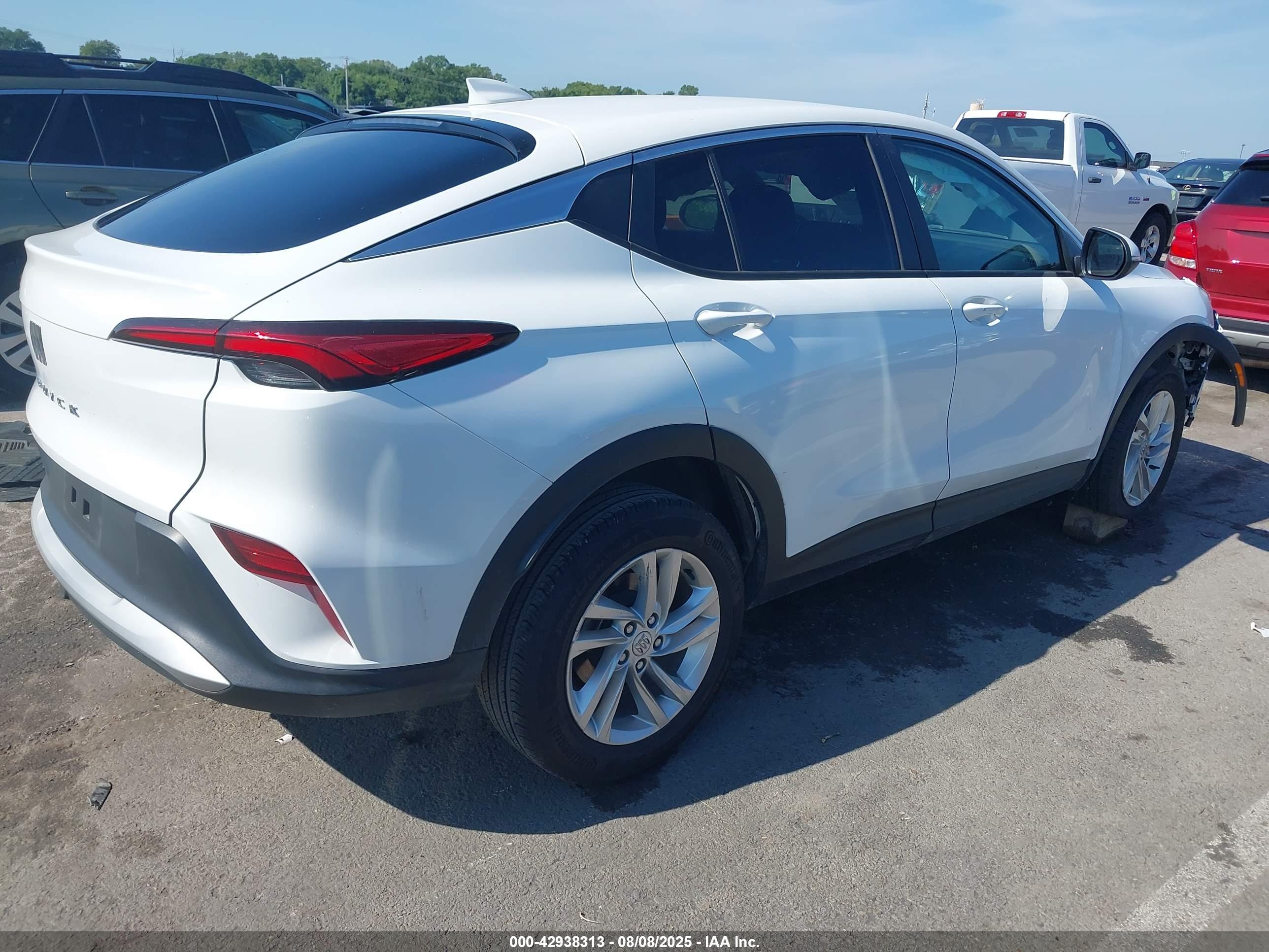 BUICK ENVISTA image 4