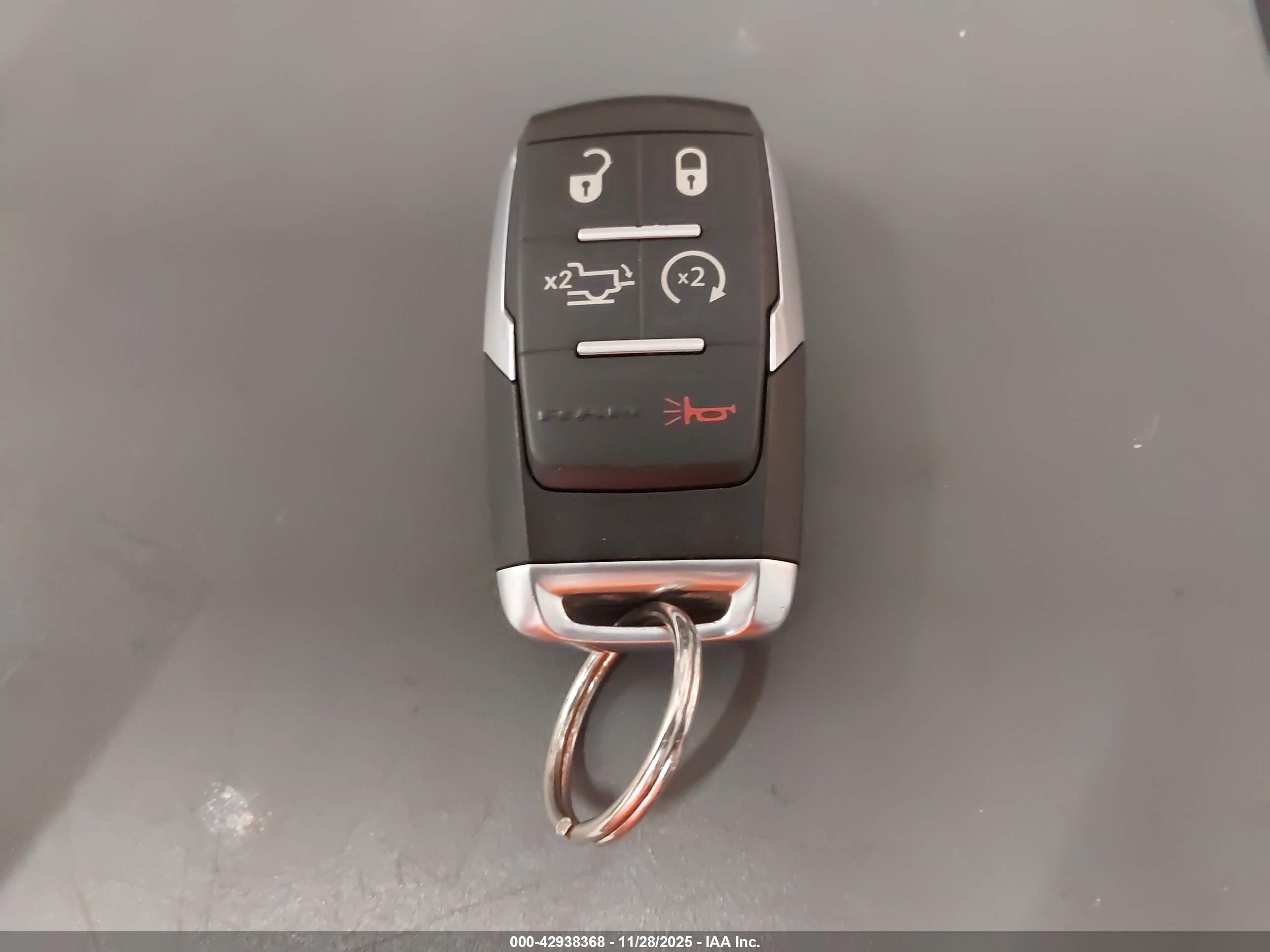 DODGE RAM image 11