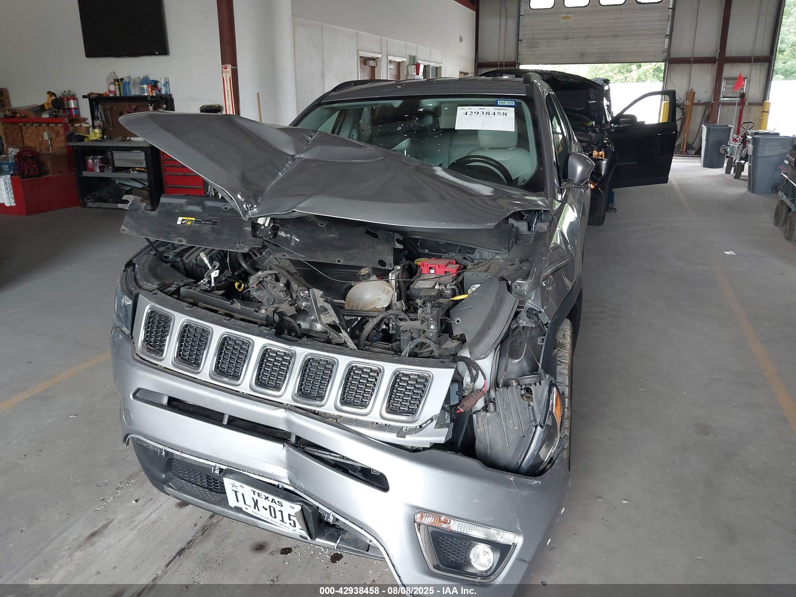 JEEP COMPASS image 6