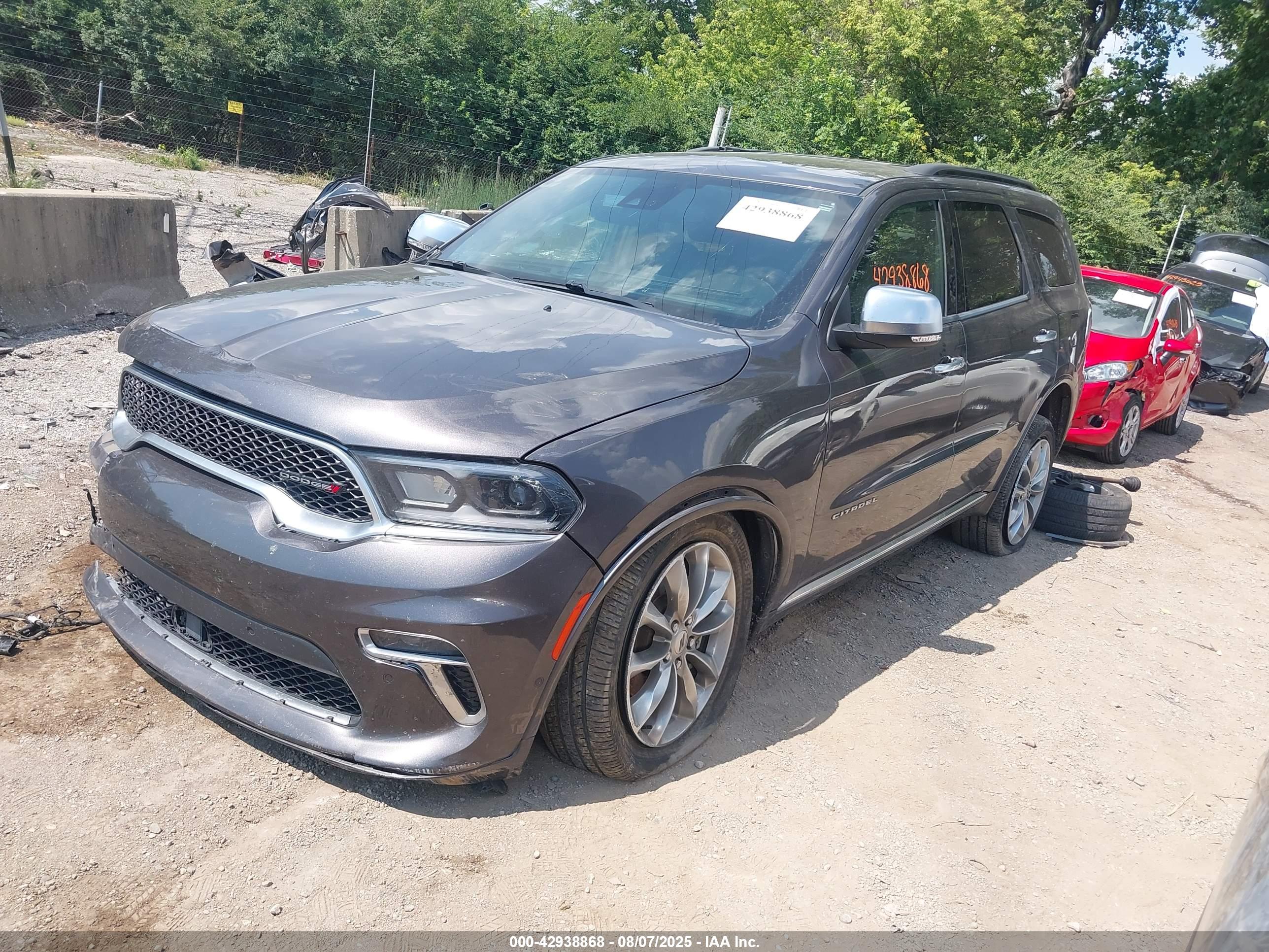 DODGE DURANGO image 2