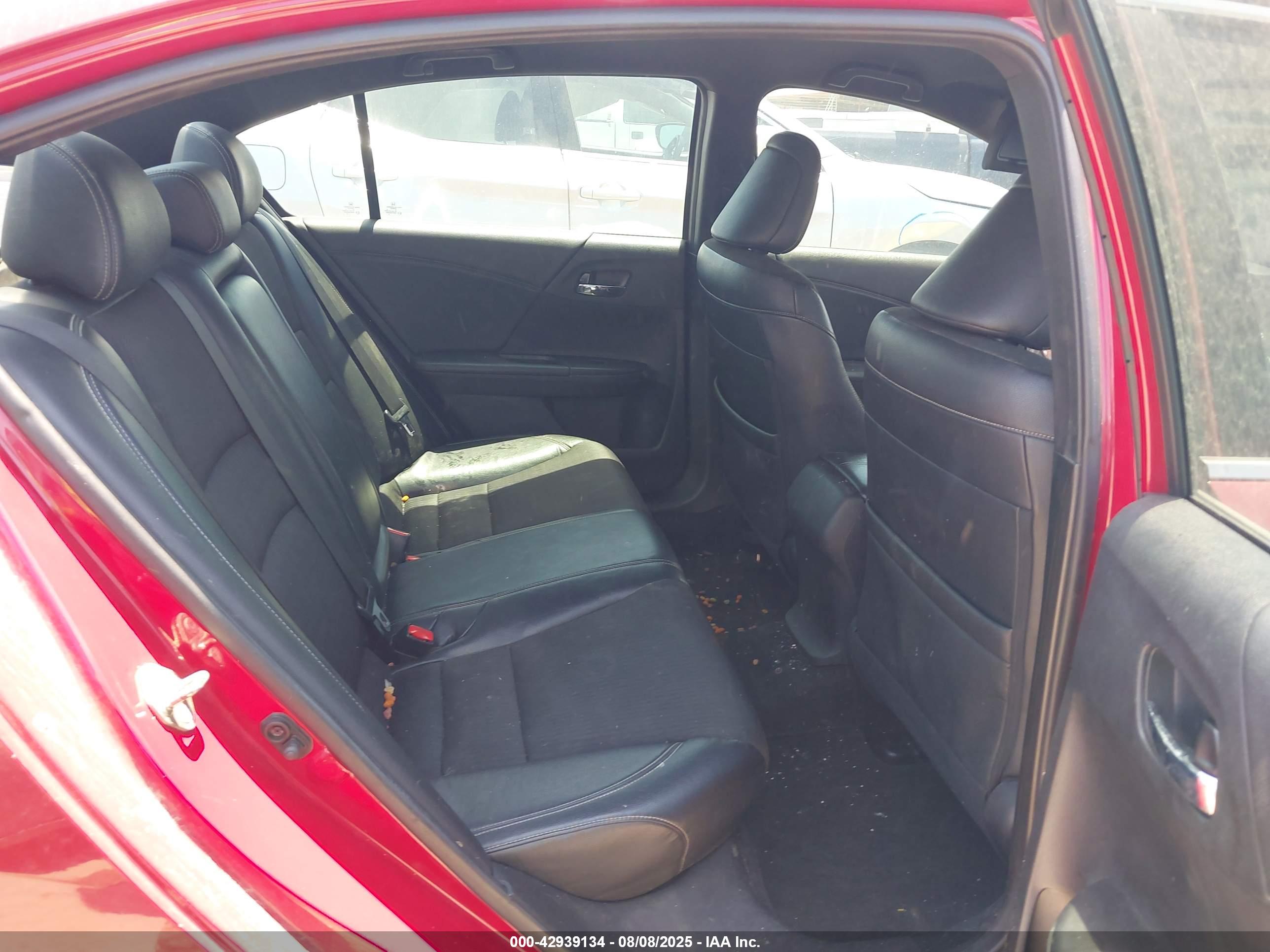 HONDA ACCORD image 8