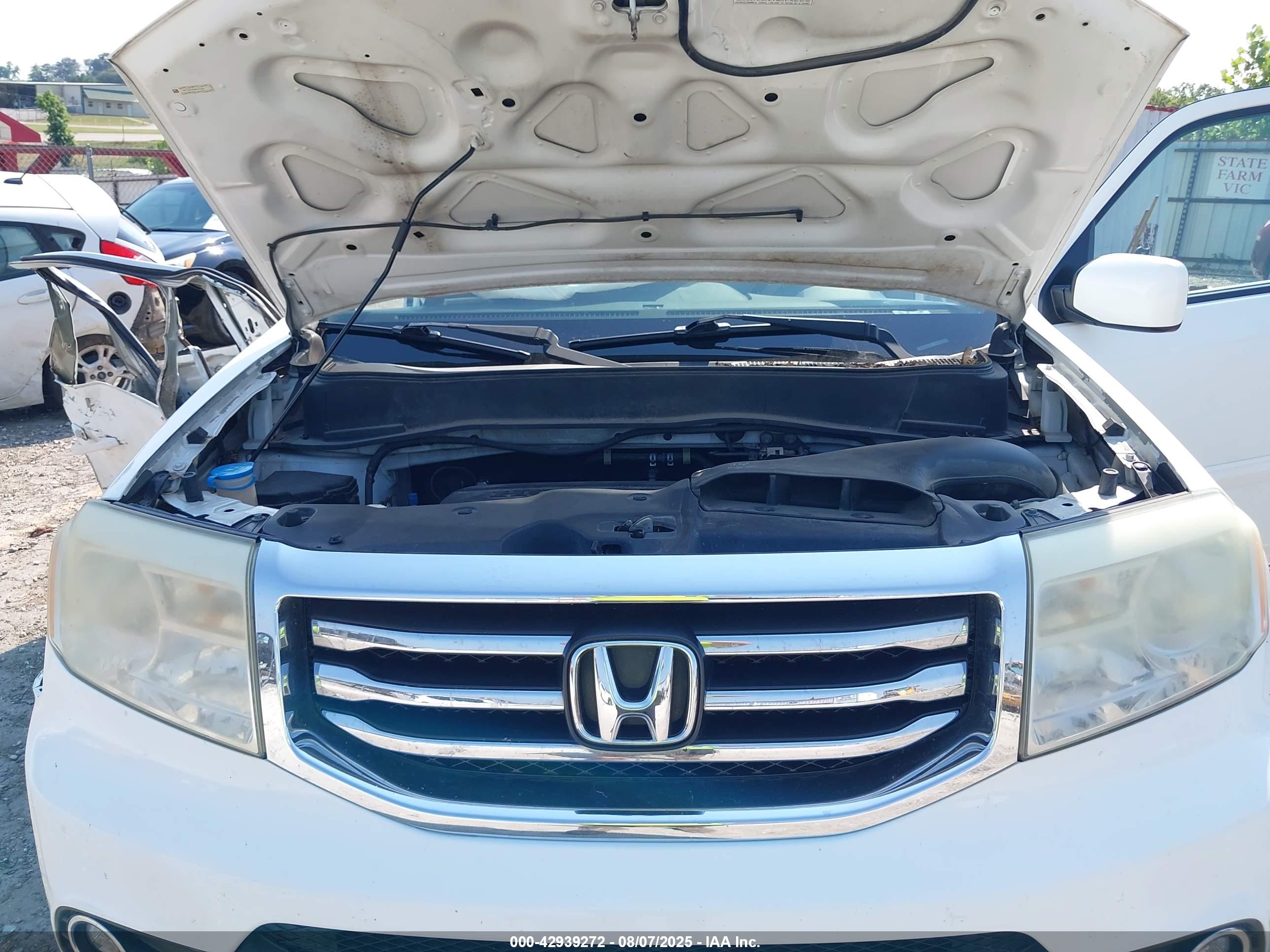 HONDA PILOT image 10