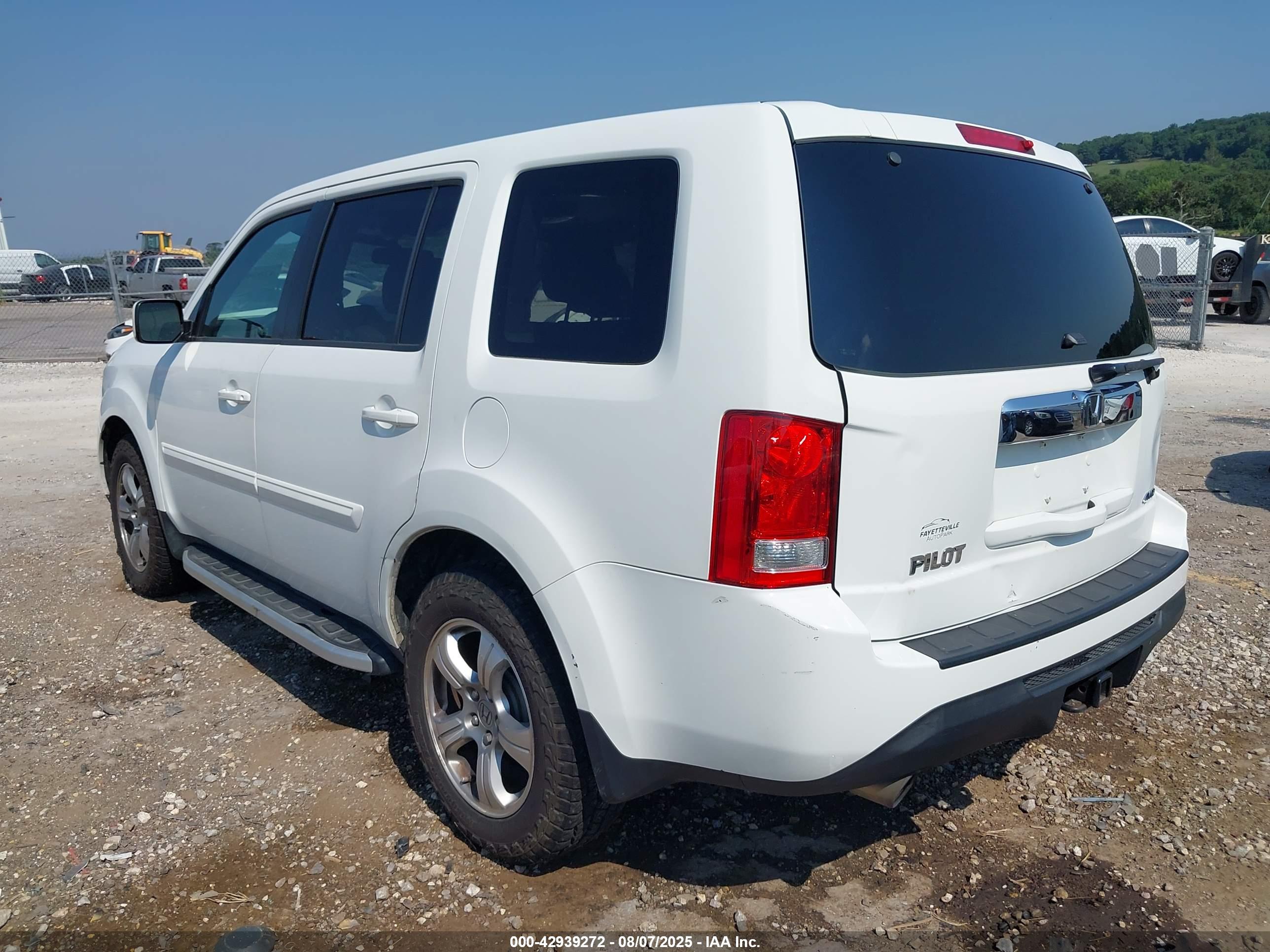 HONDA PILOT image 3