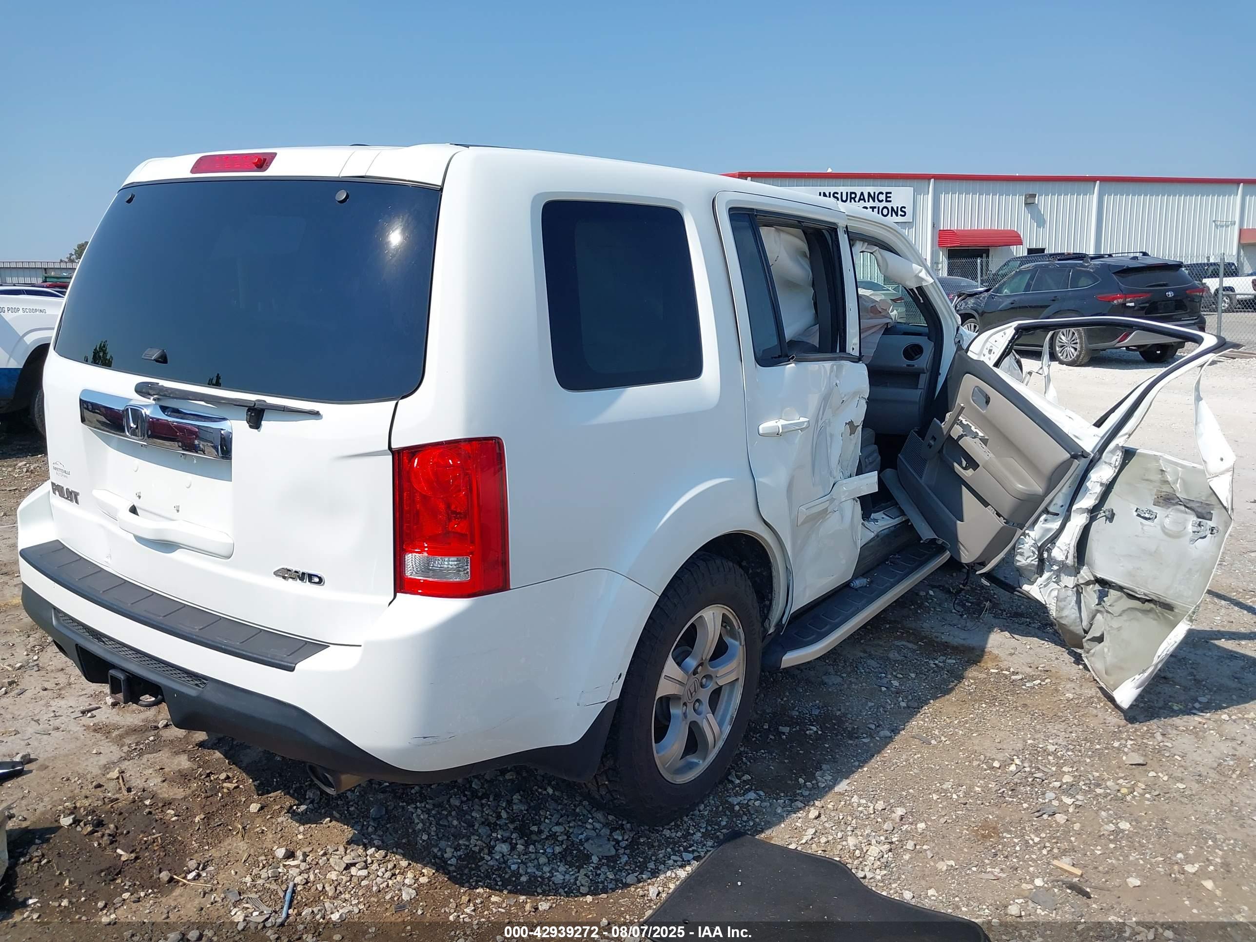 HONDA PILOT image 4