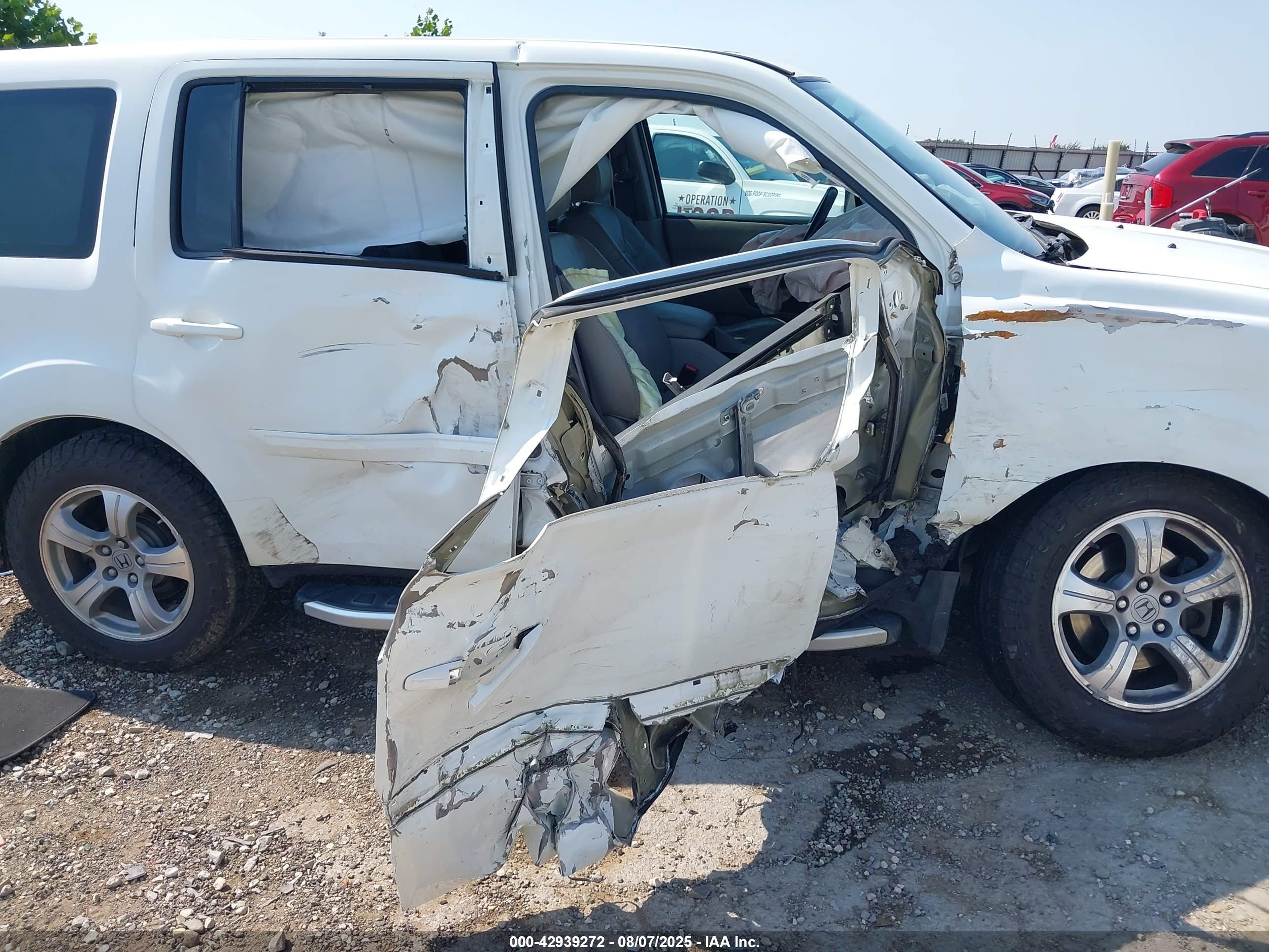 HONDA PILOT image 6