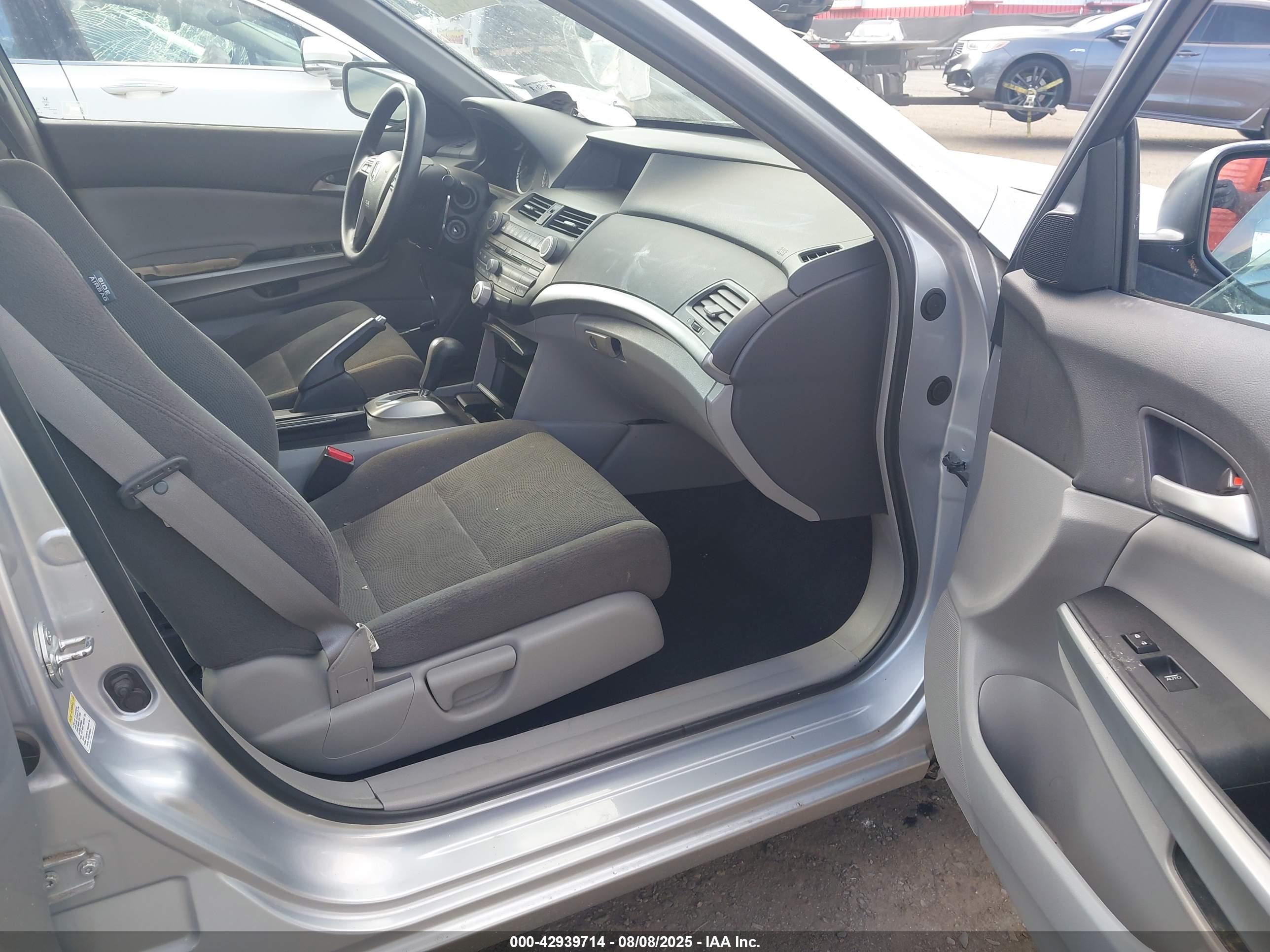 HONDA ACCORD image 5
