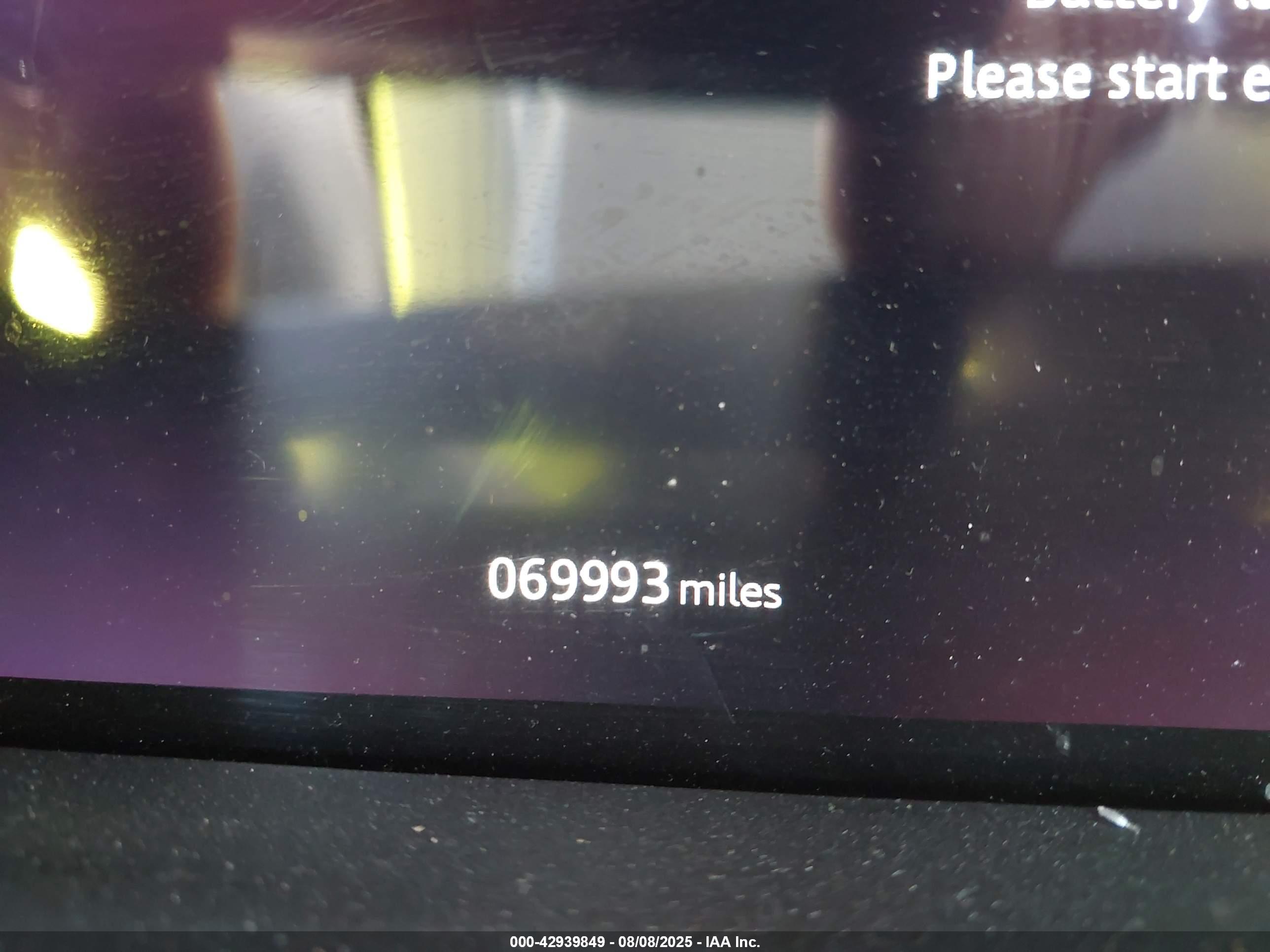 LAND ROVER image 7