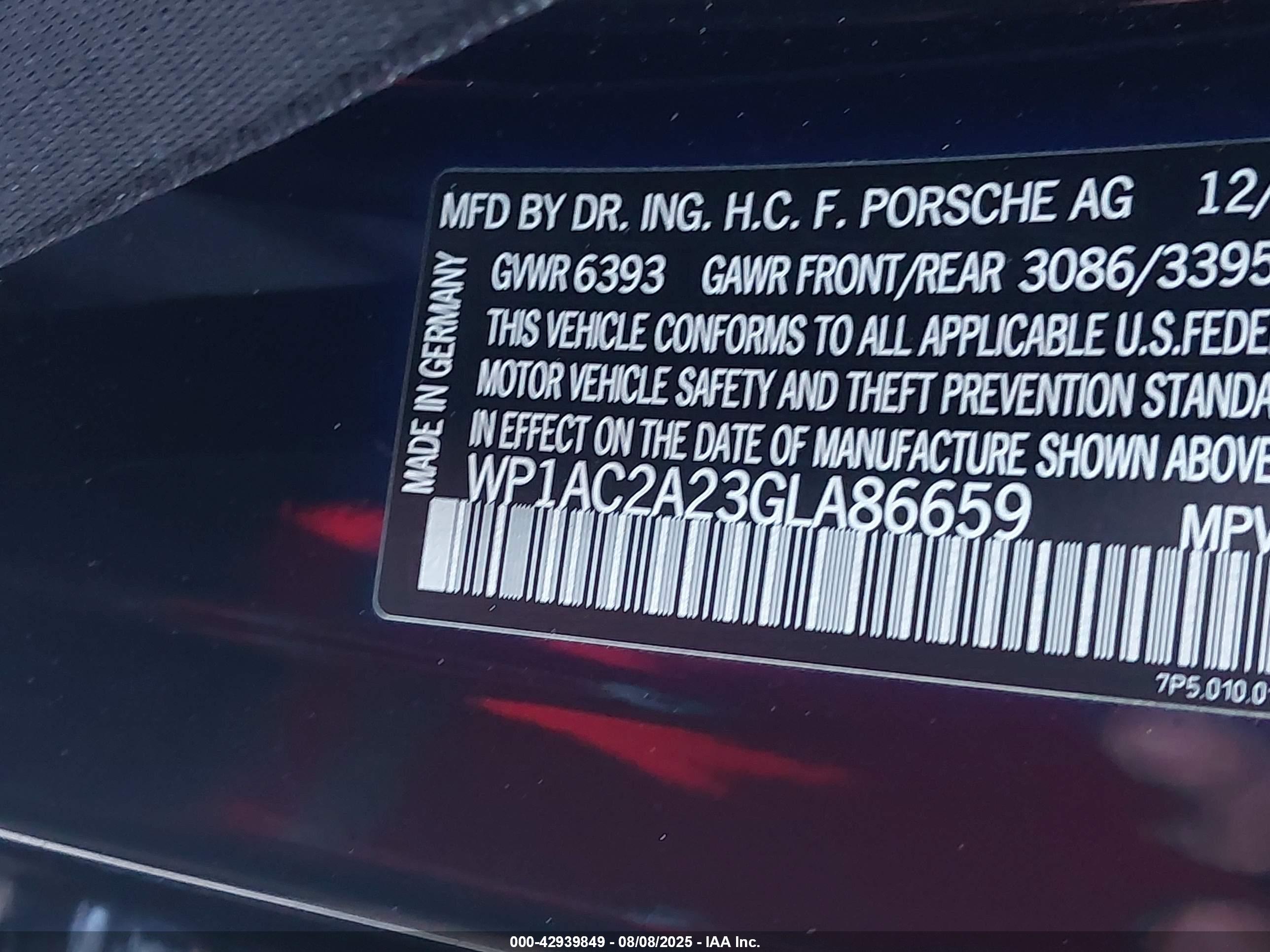 LAND ROVER image 9