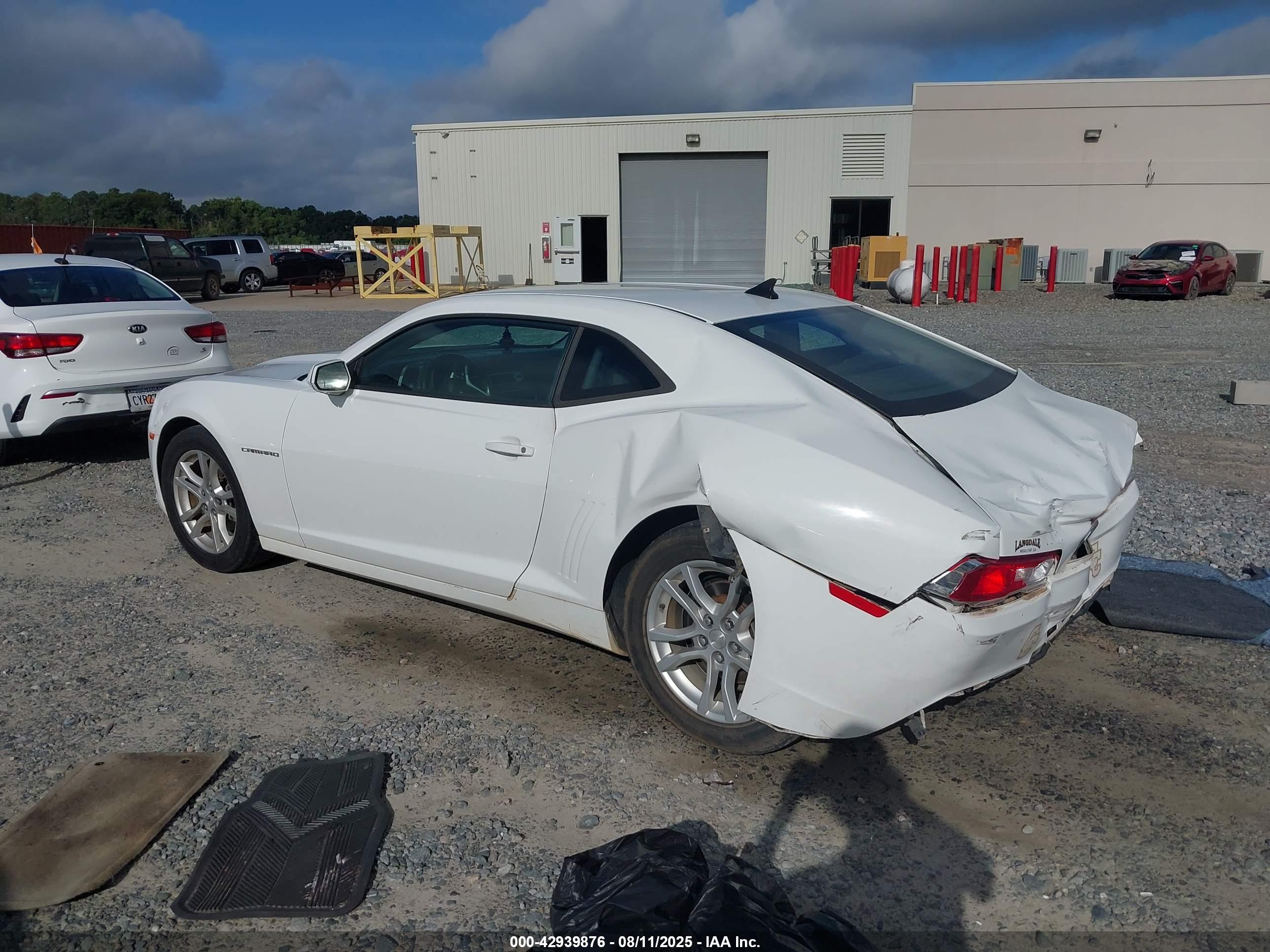 CHEVROLET CAMARO image 3