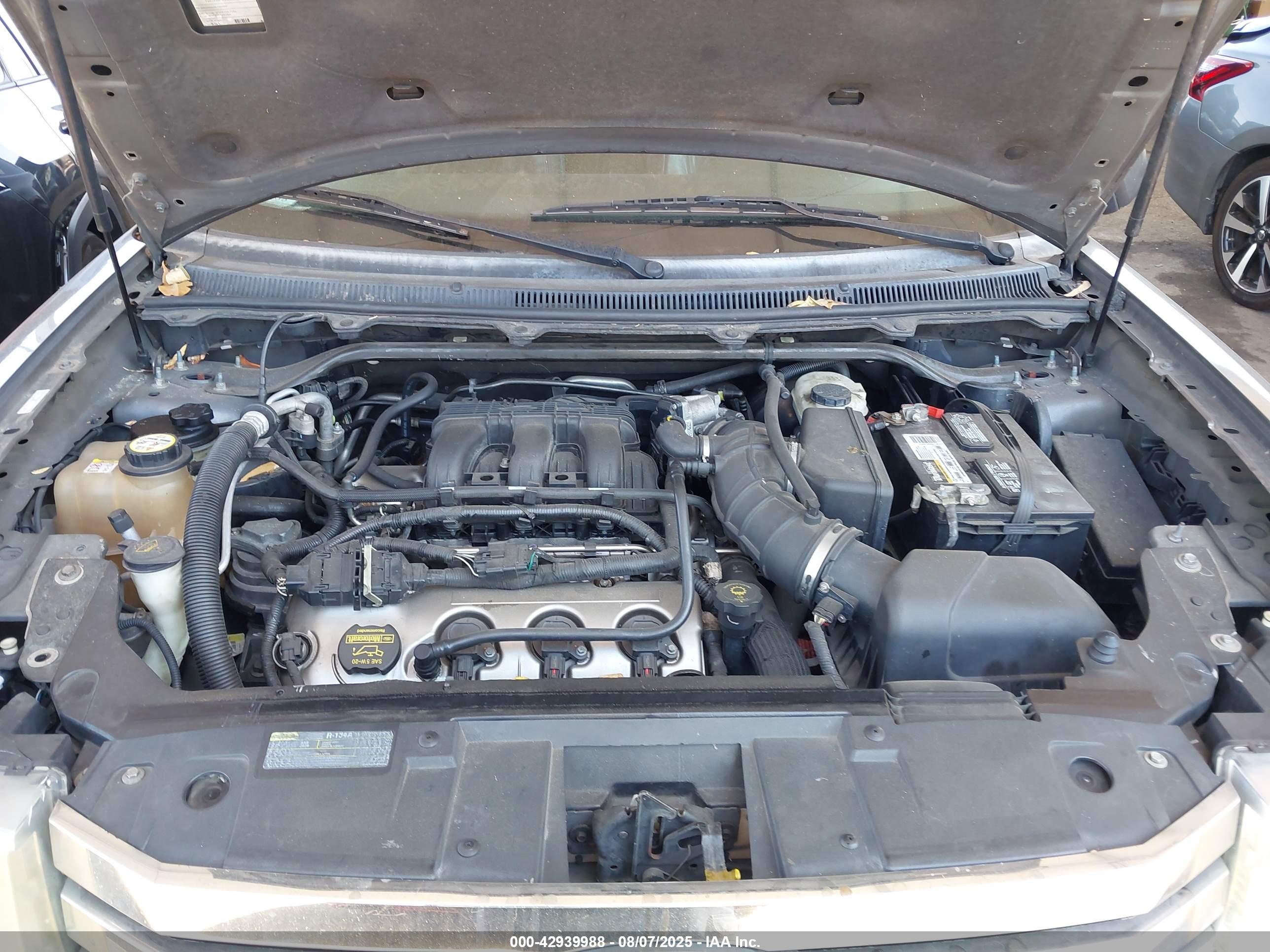 FORD FLEX image 10