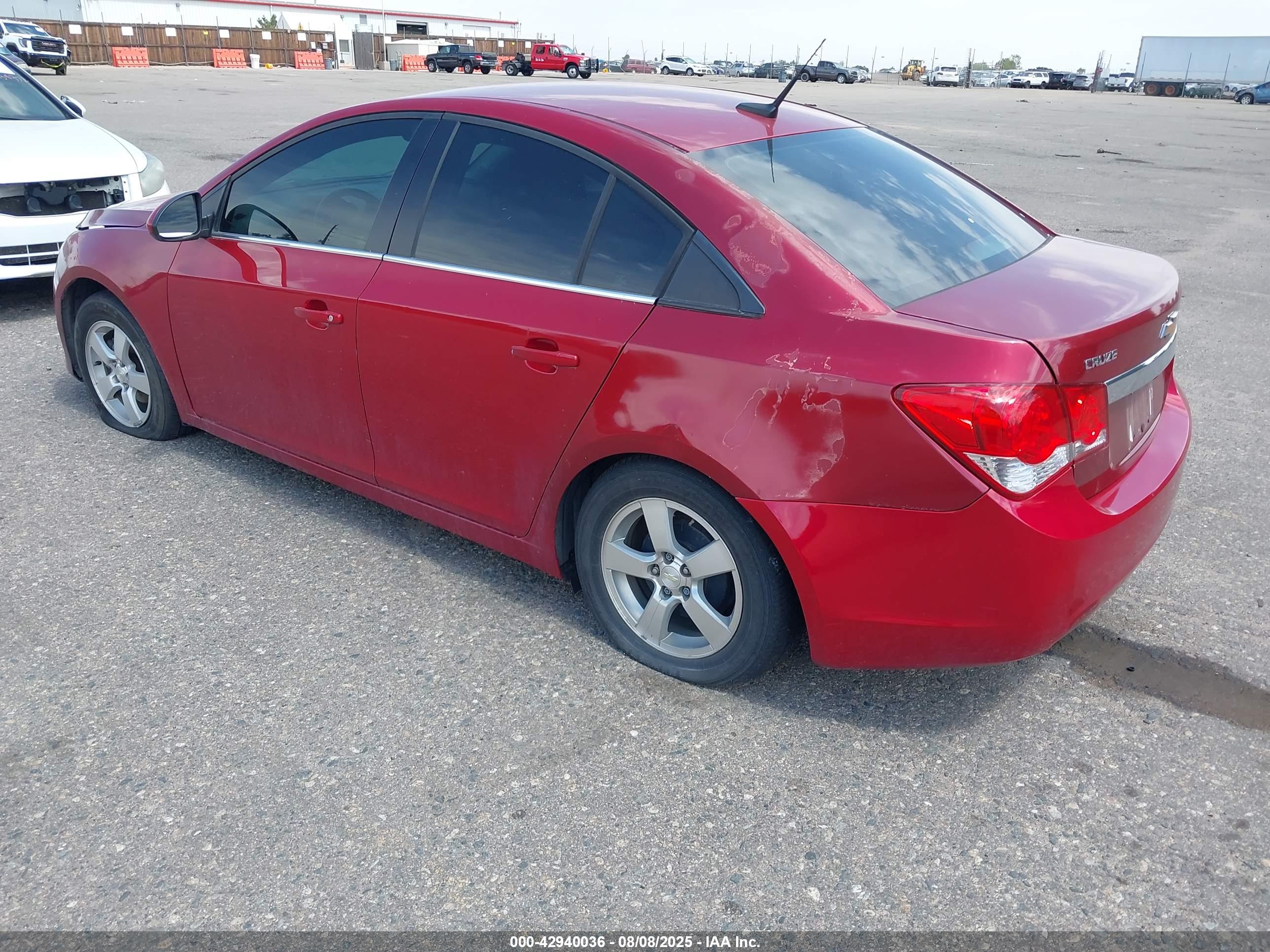 CHEVROLET CRUZE image 3