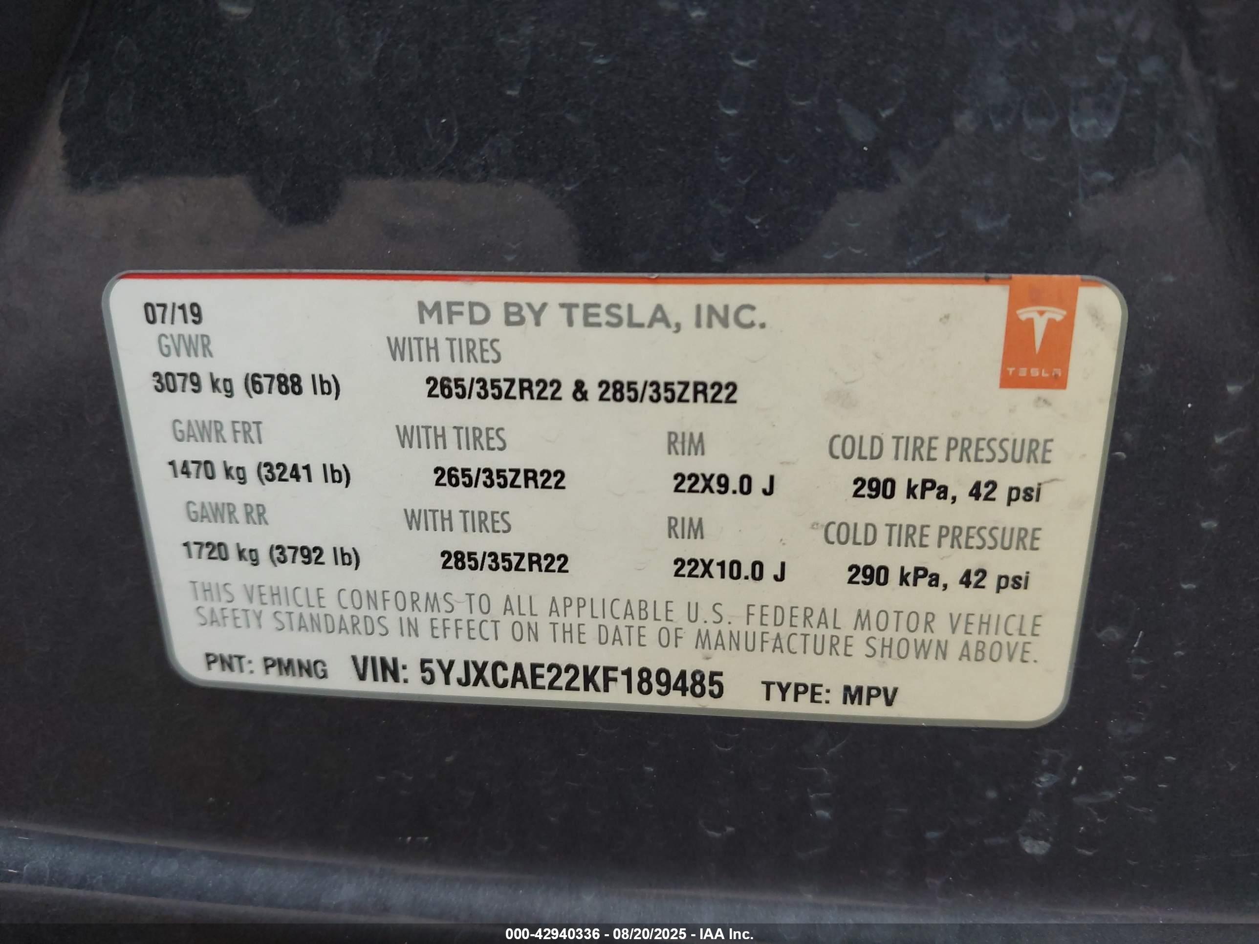 TESLA MODEL image 9