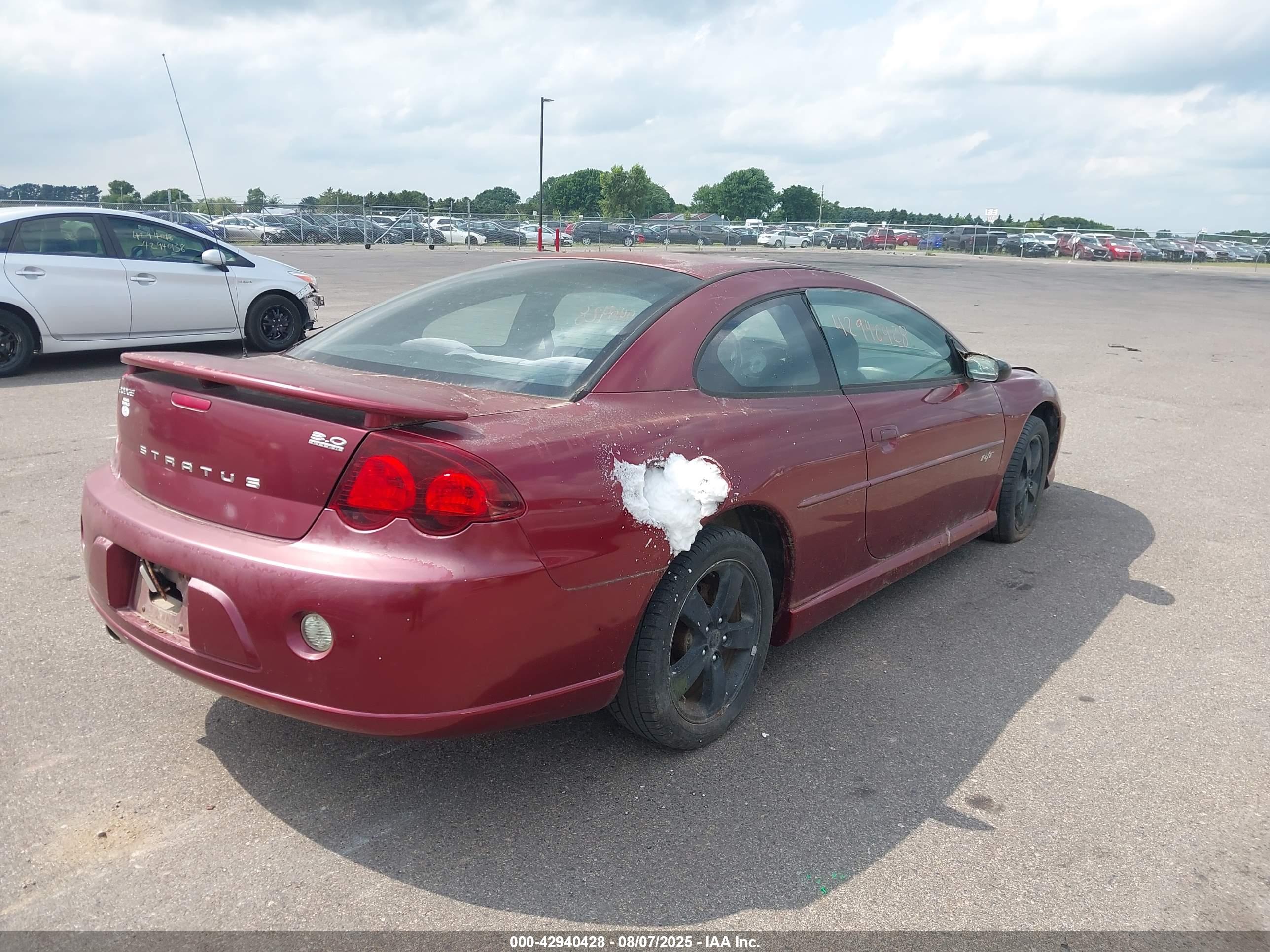 DODGE STRATUS image 4