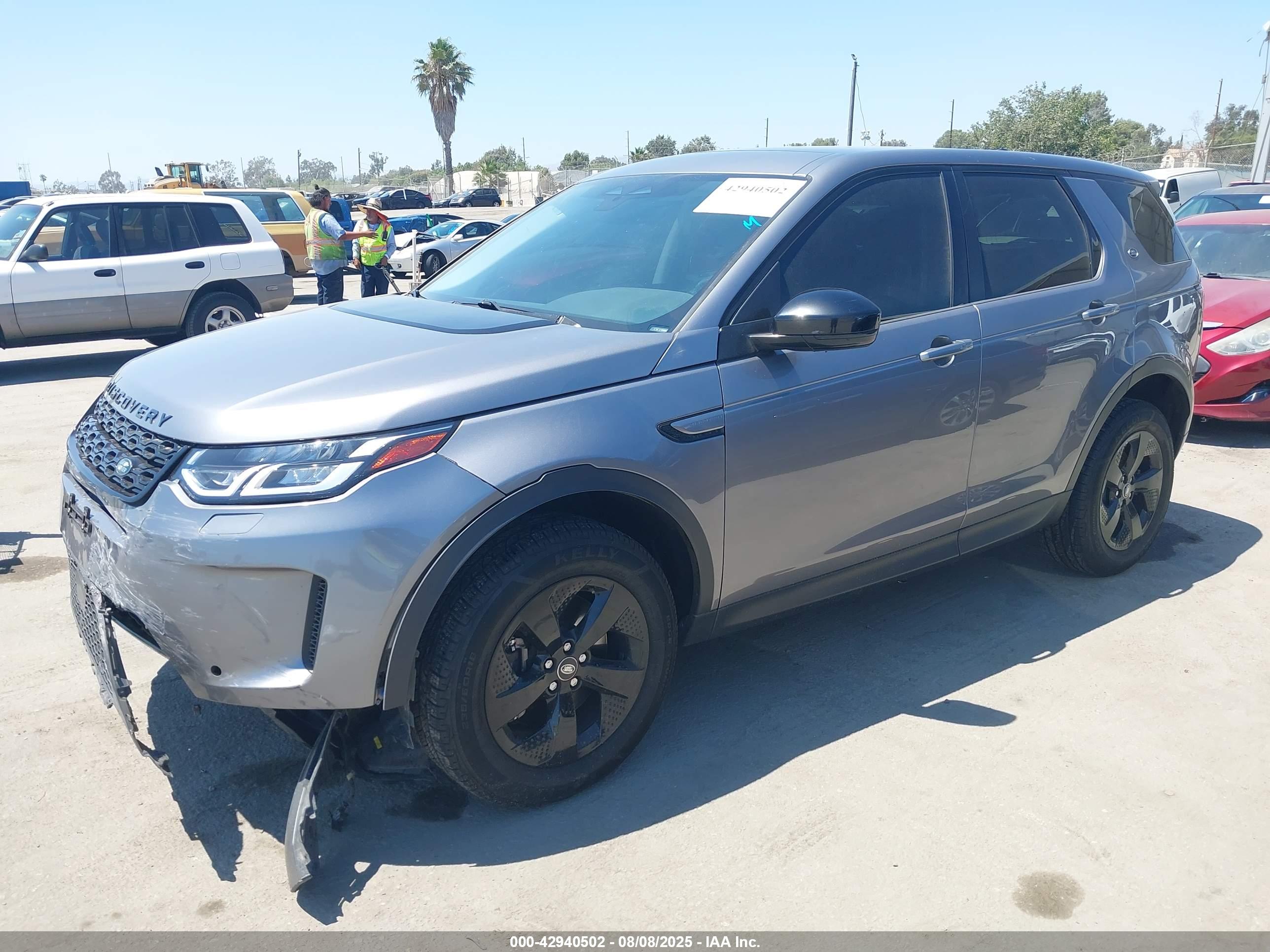 LAND ROVER image 2