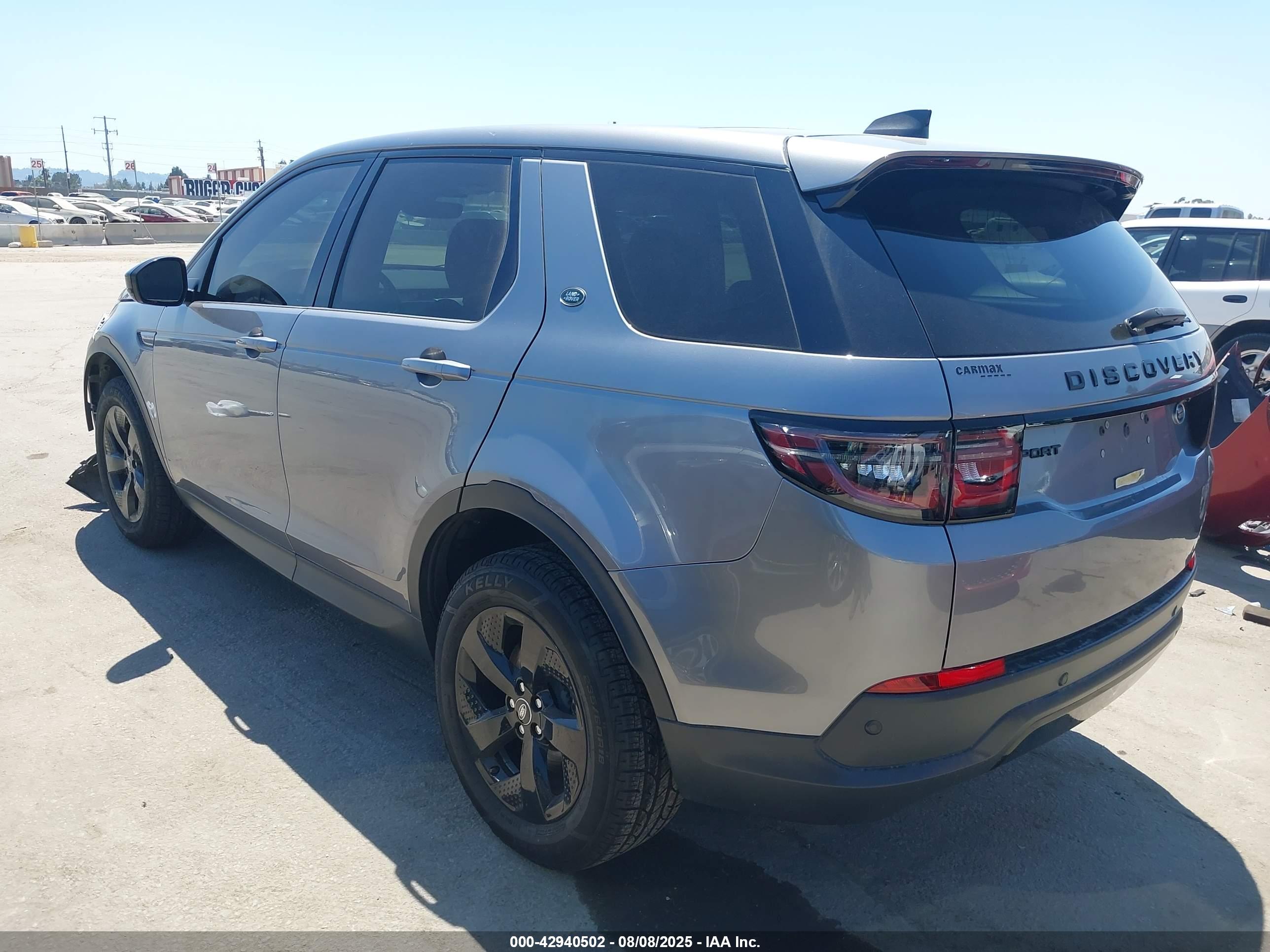 LAND ROVER image 3