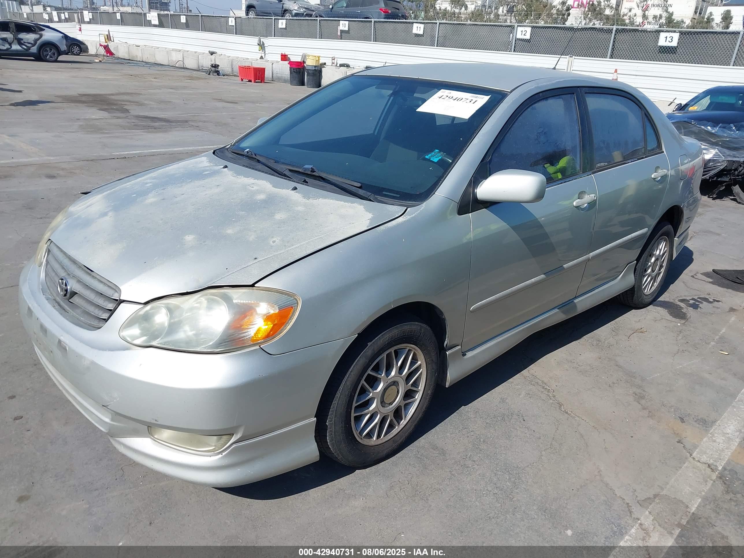 TOYOTA COROLLA image 2