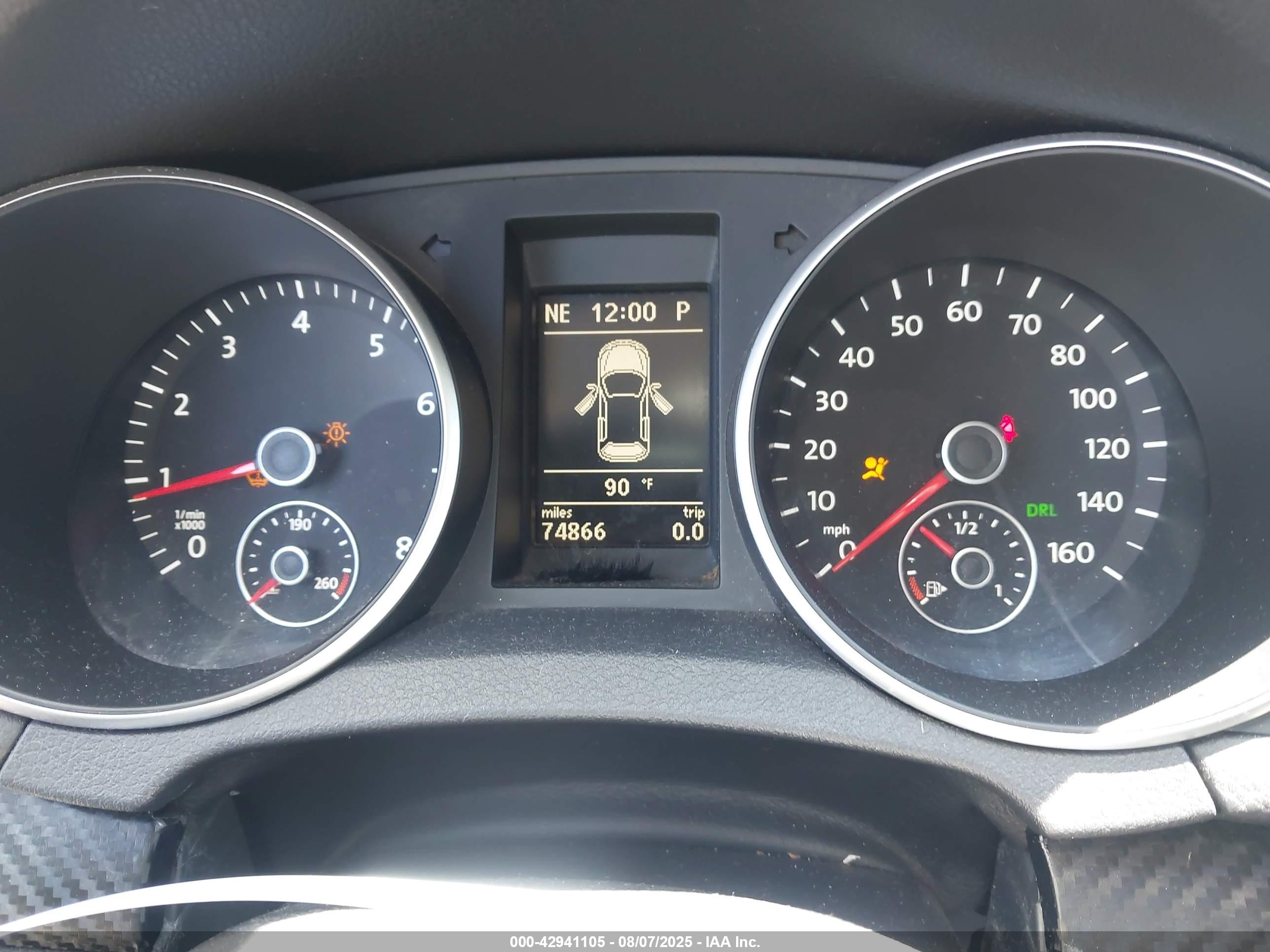 VOLKSWAGEN GOLF image 7