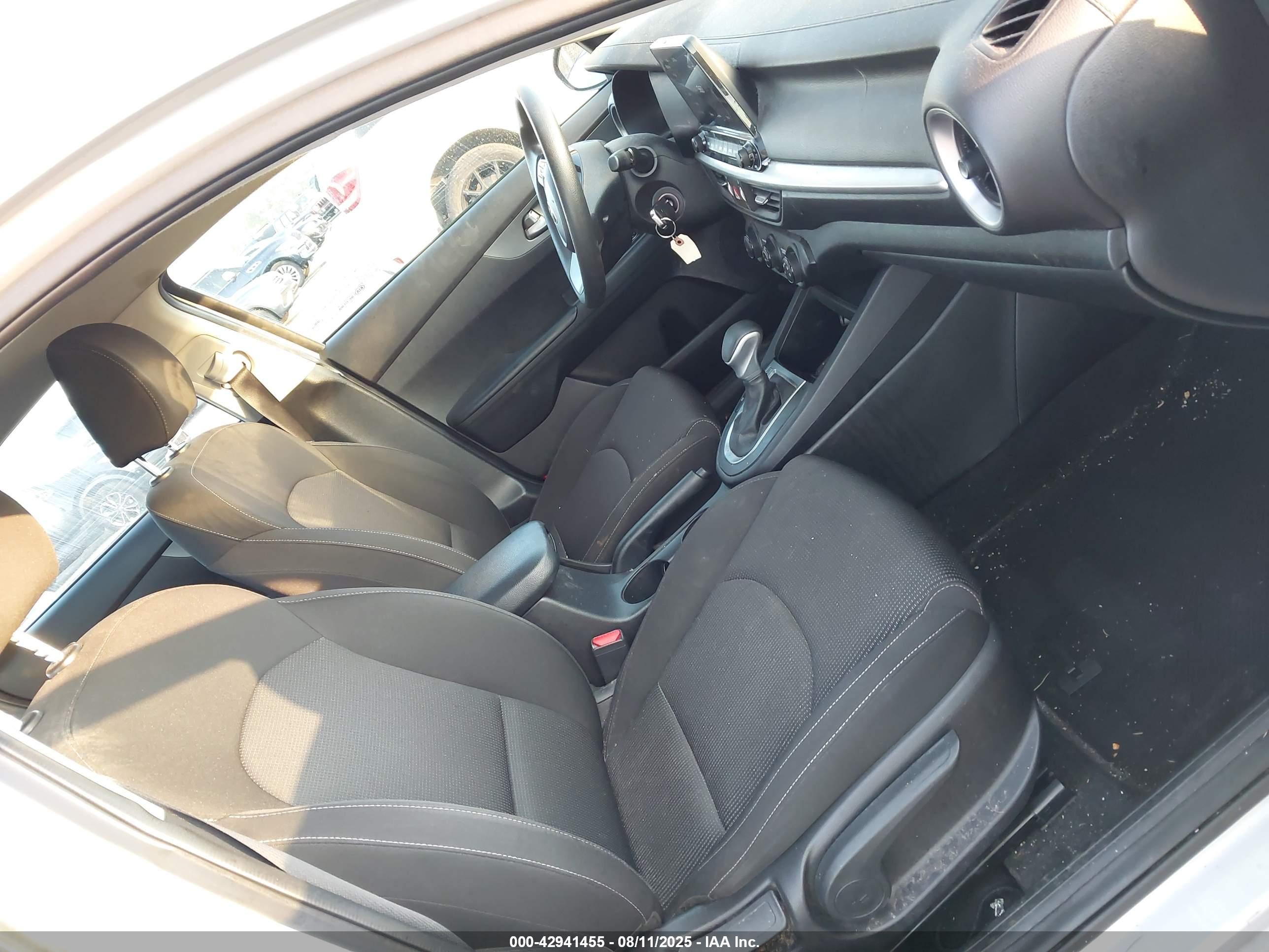 KIA FORTE image 5