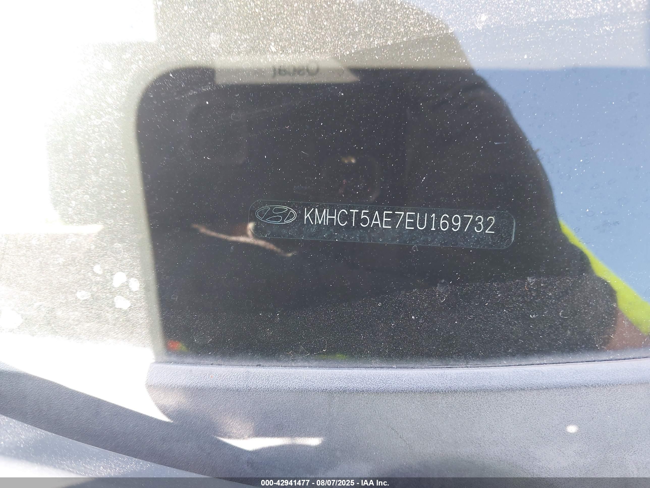 HYUNDAI ACCENT image 9