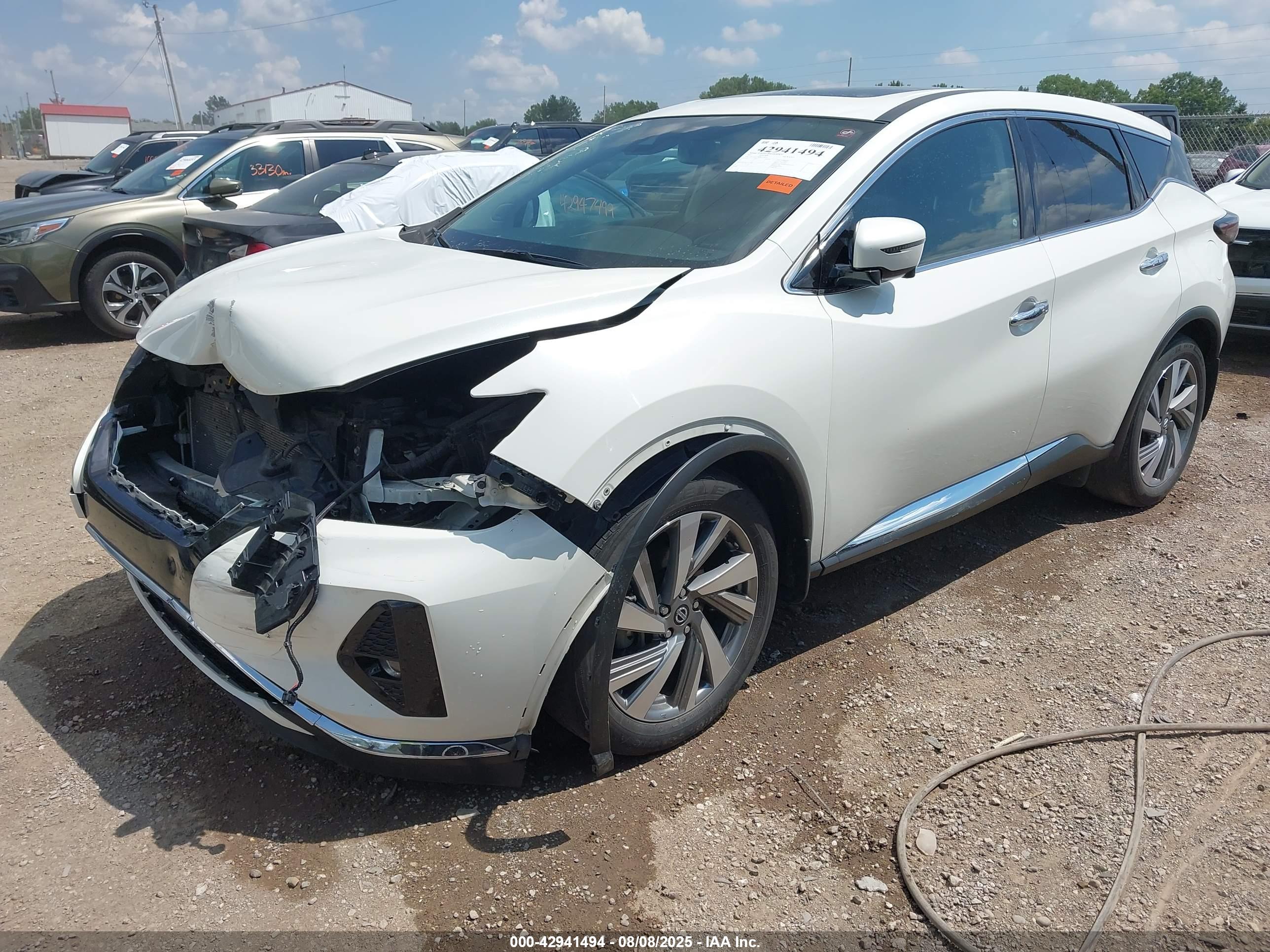 NISSAN MURANO image 2