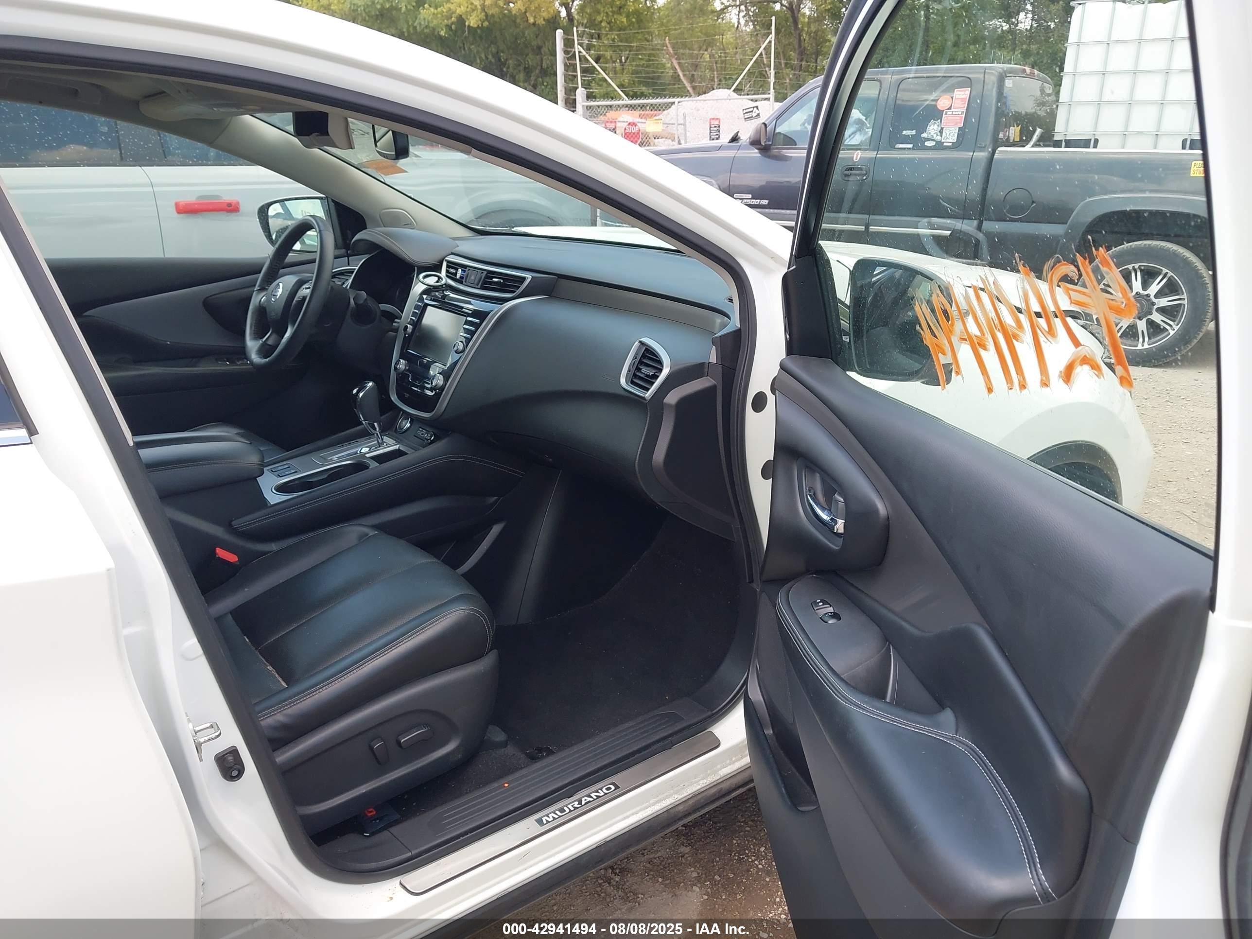NISSAN MURANO image 5