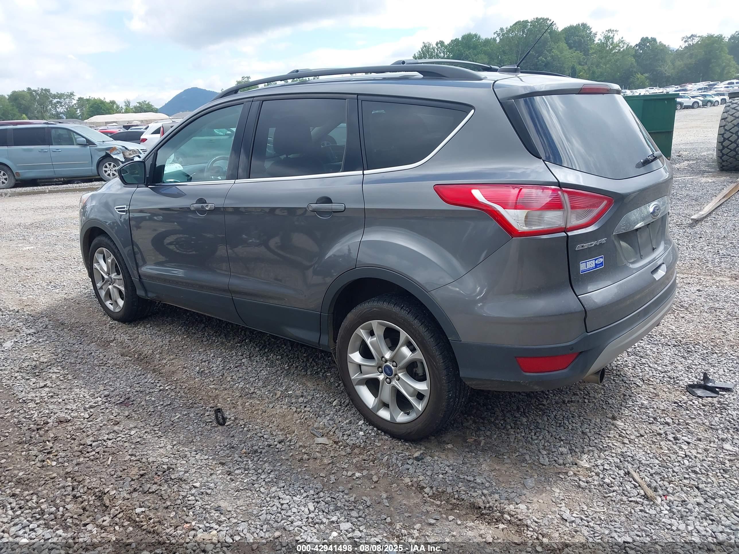 FORD ESCAPE image 3
