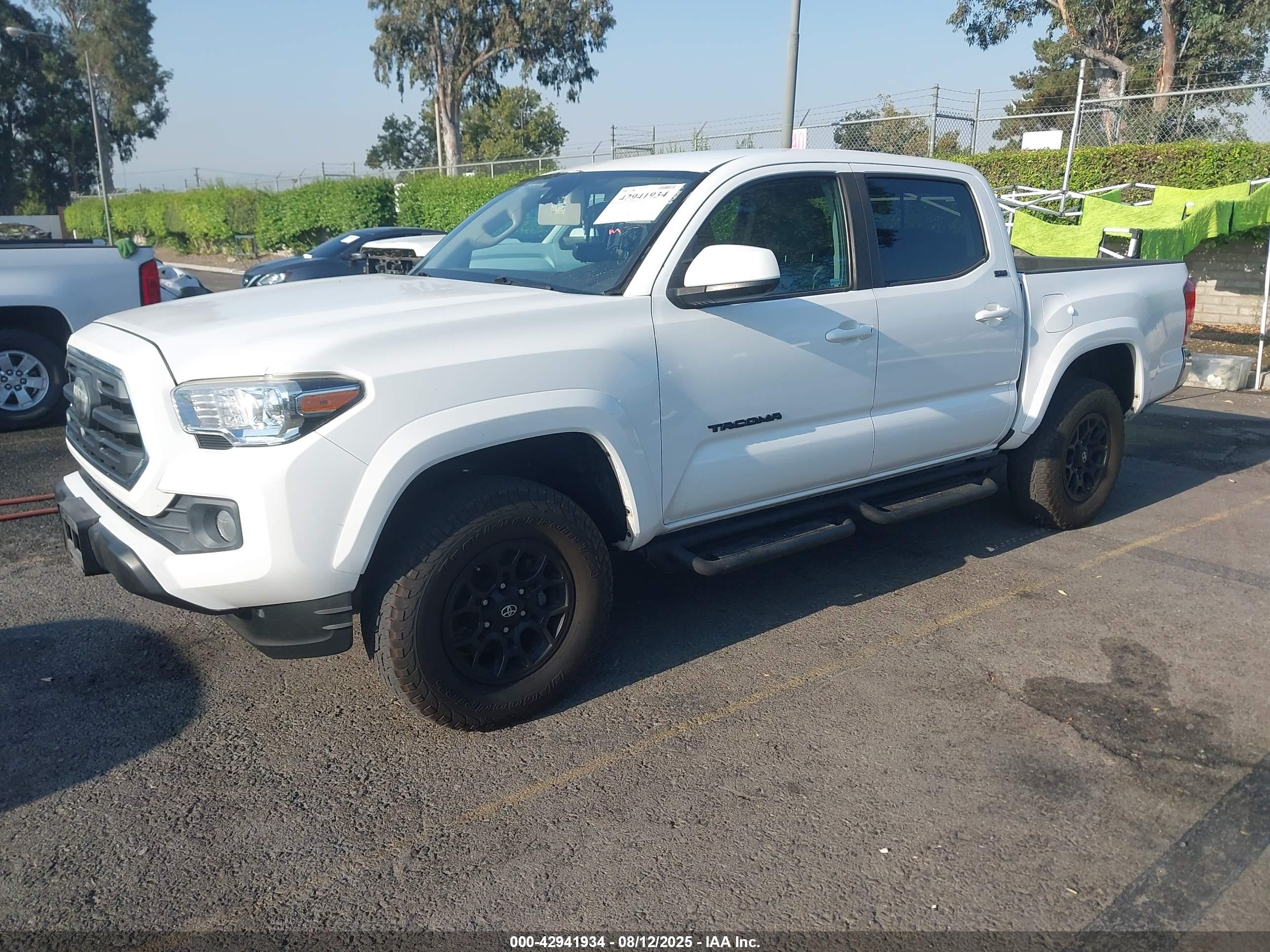 TOYOTA TACOMA image 2
