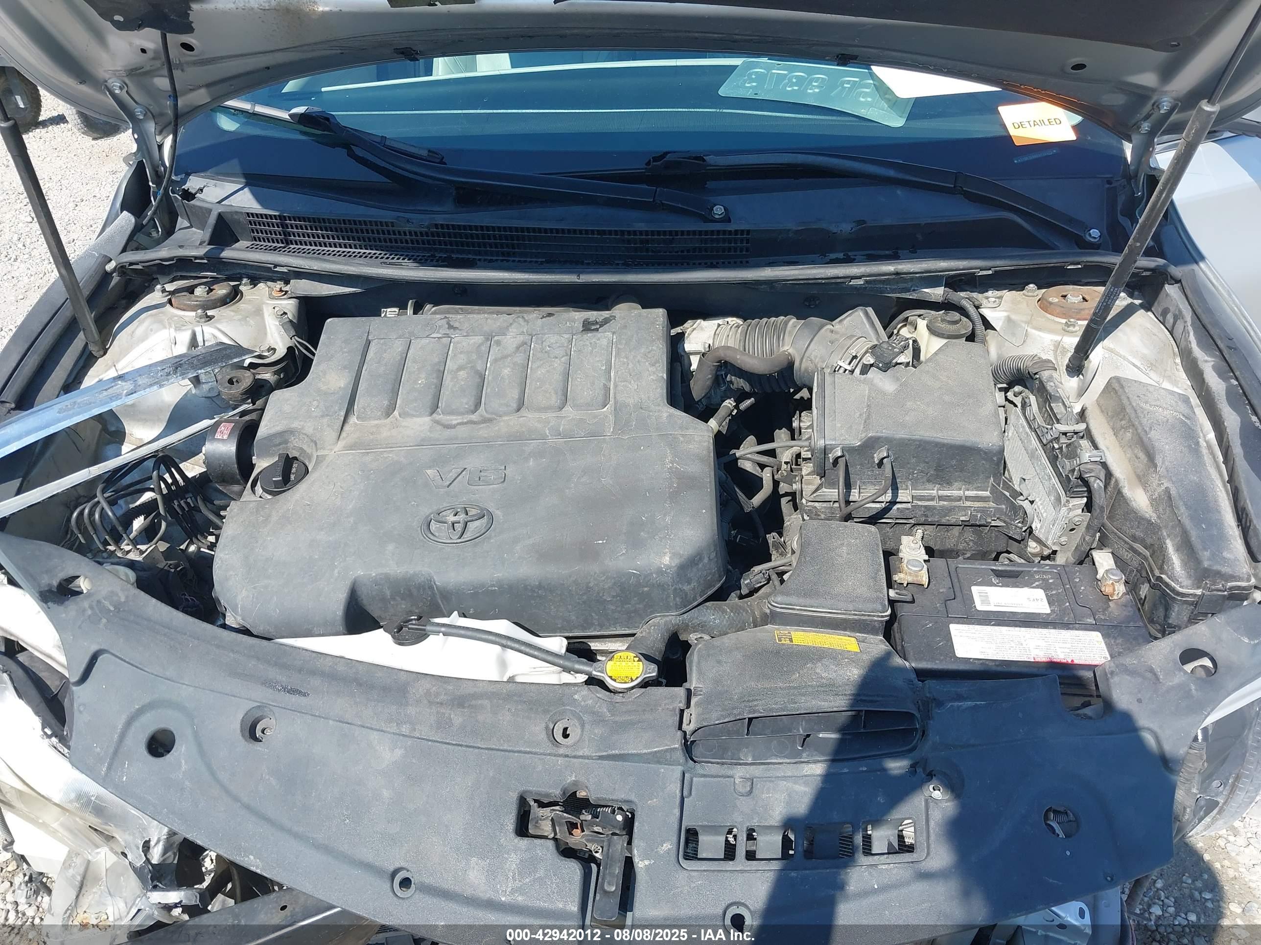 TOYOTA AVALON image 10