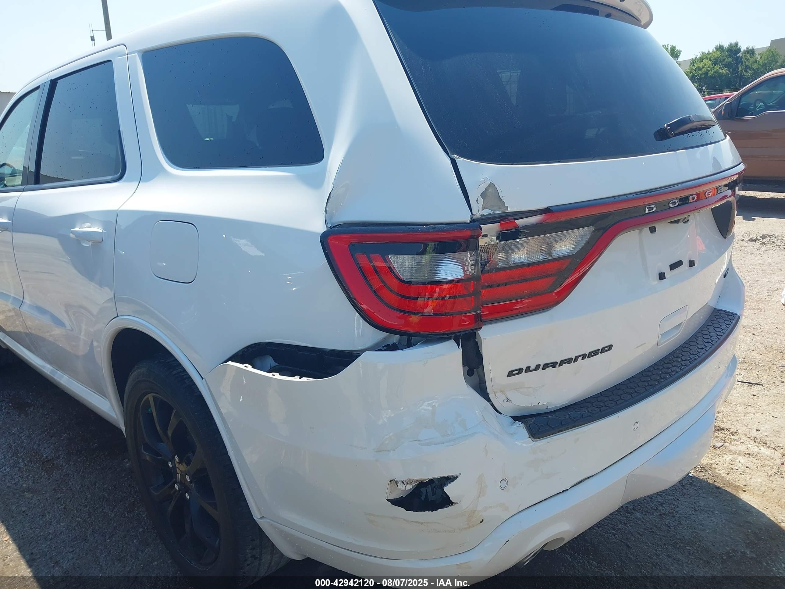 DODGE DURANGO image 6