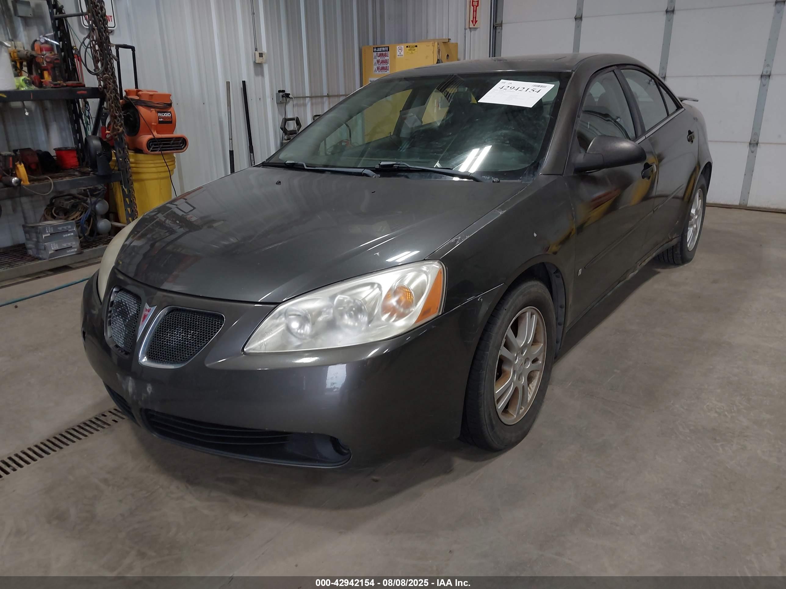PONTIAC G6 image 2