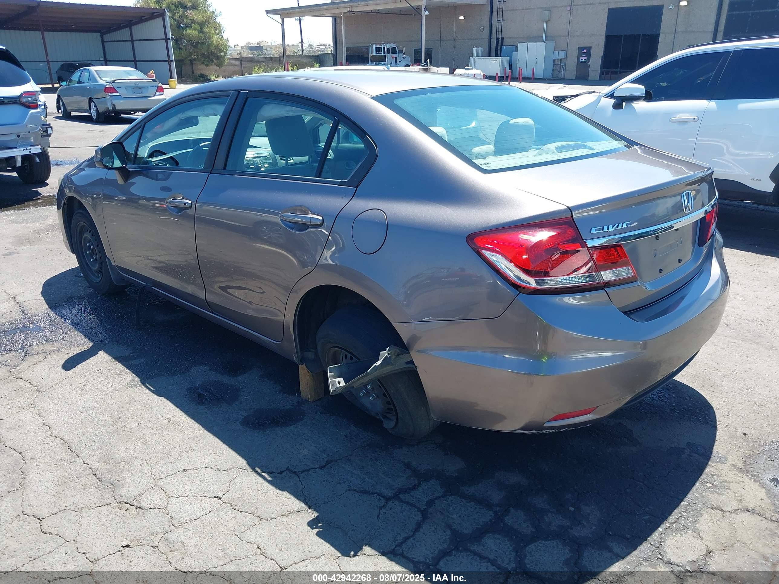 HONDA CIVIC image 3