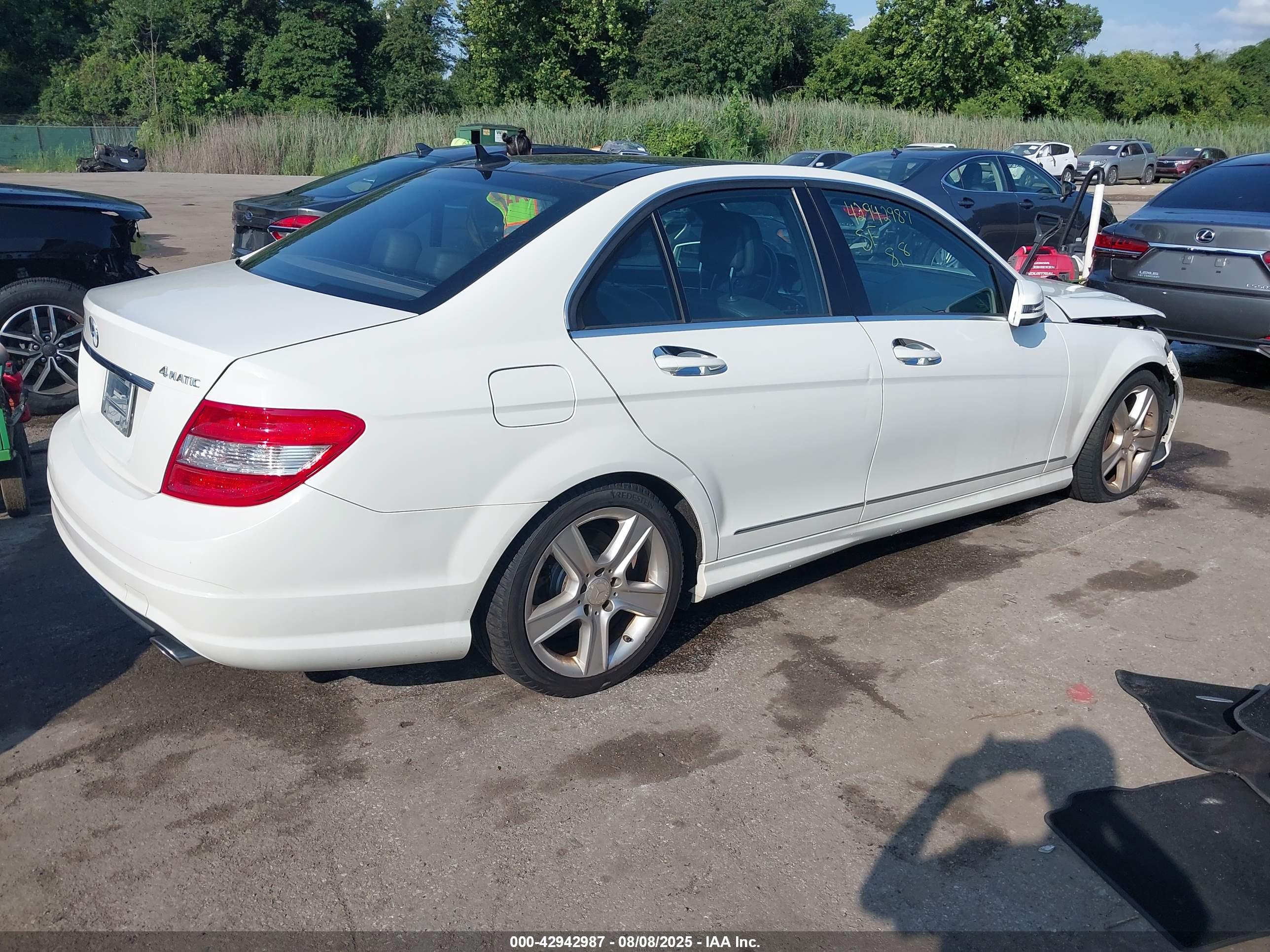 MERCEDES-BENZ C image 4